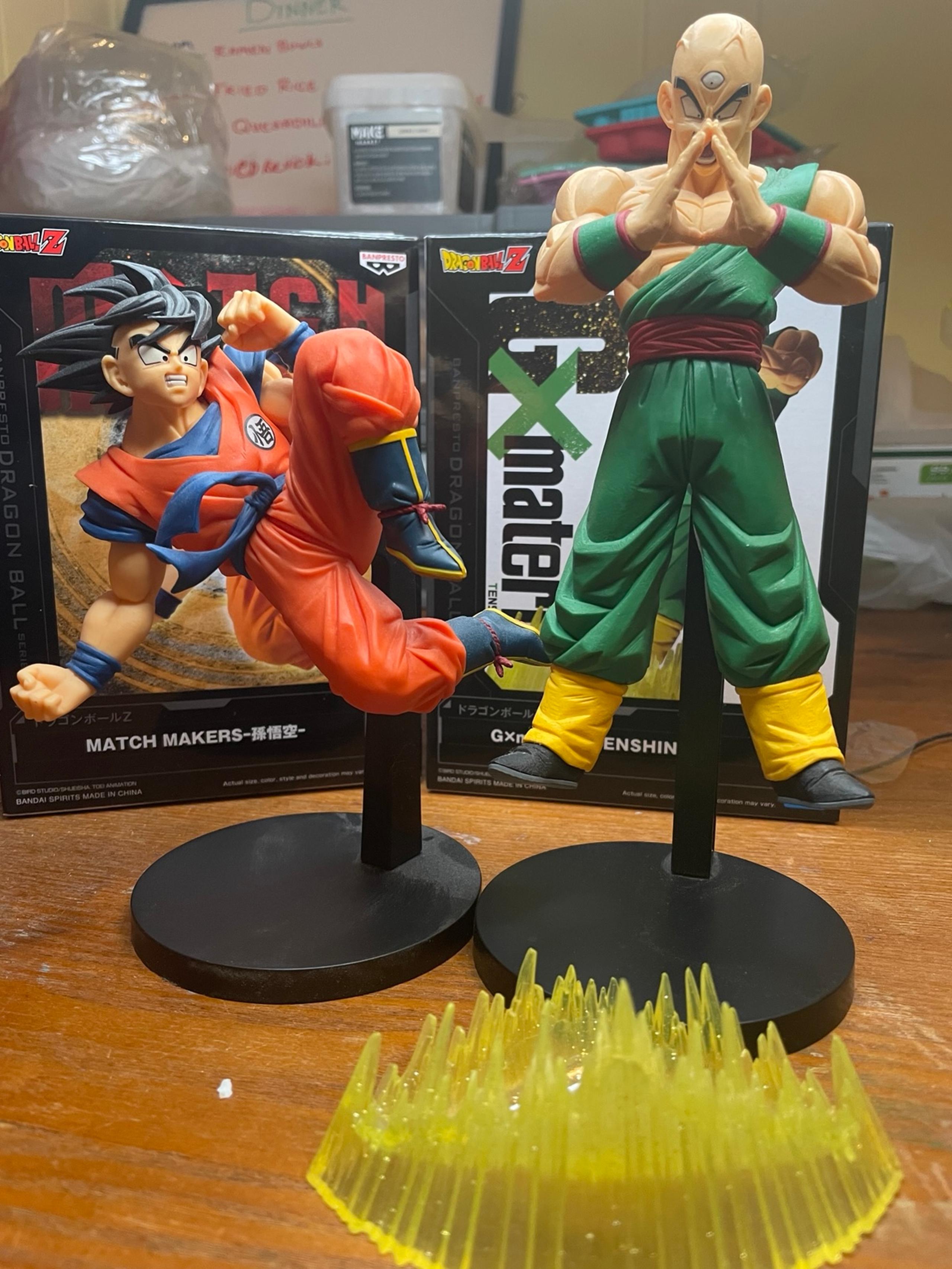Dragonball z figurine’s