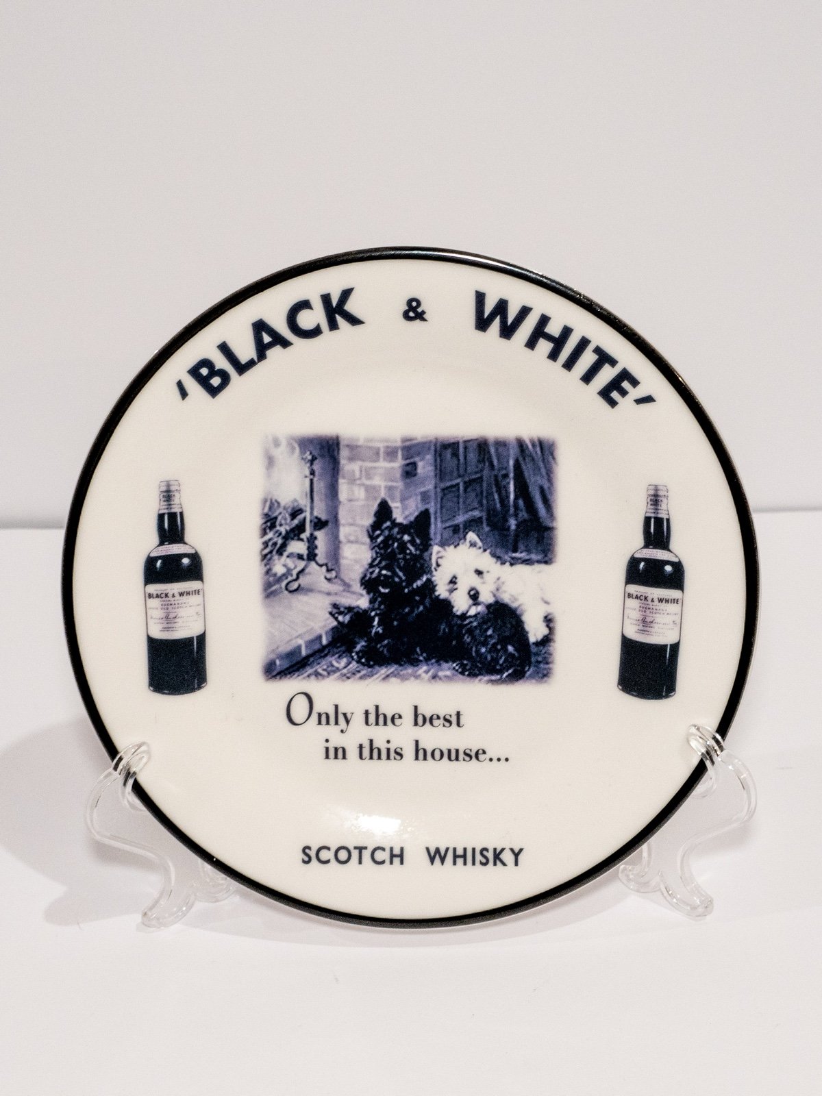 Black & White Scotch Whisky Plate
