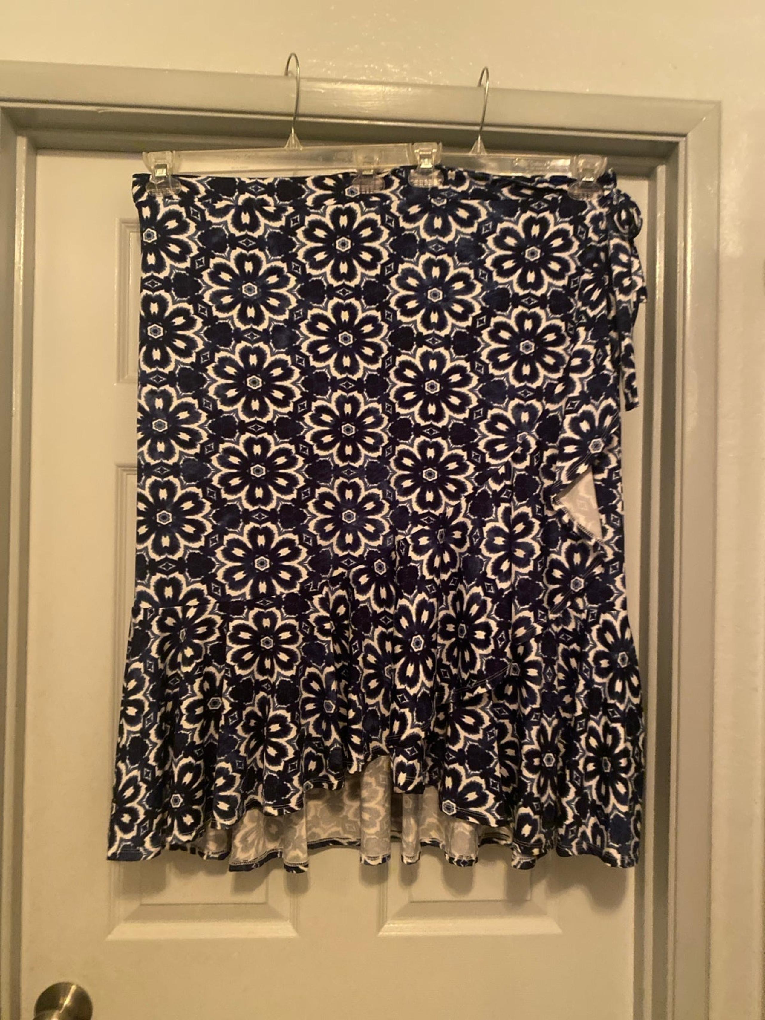 Lularoe Bella Wrap Around Skirt