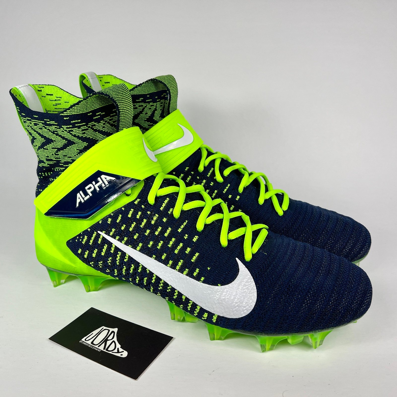 Nike Alpha Menace Elite 360 Flyknit Seattle Seahawks Football Cleats Size 11.5