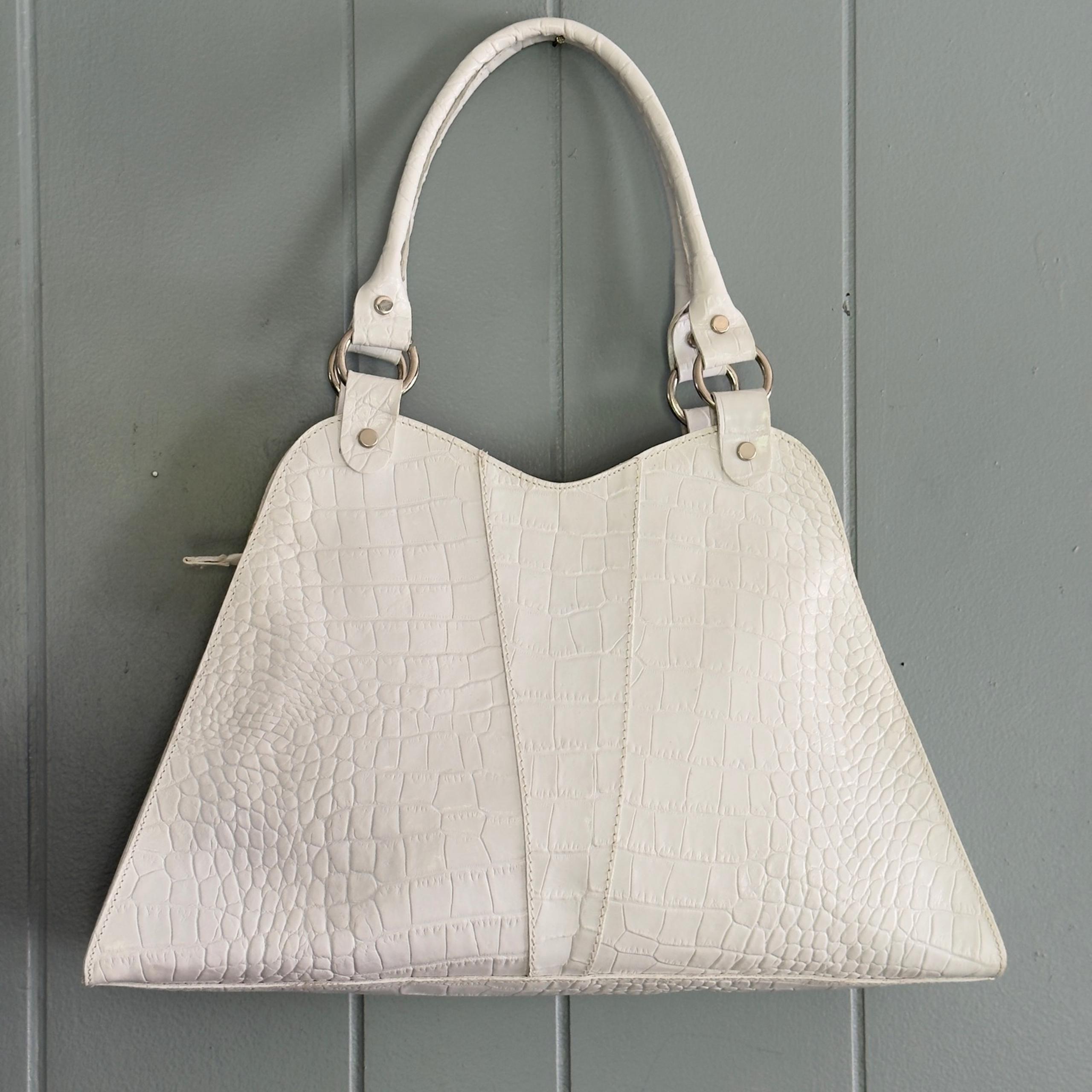 Maurizio Taiuti white croc embossed leather handbag made in Italy trapezoid bag