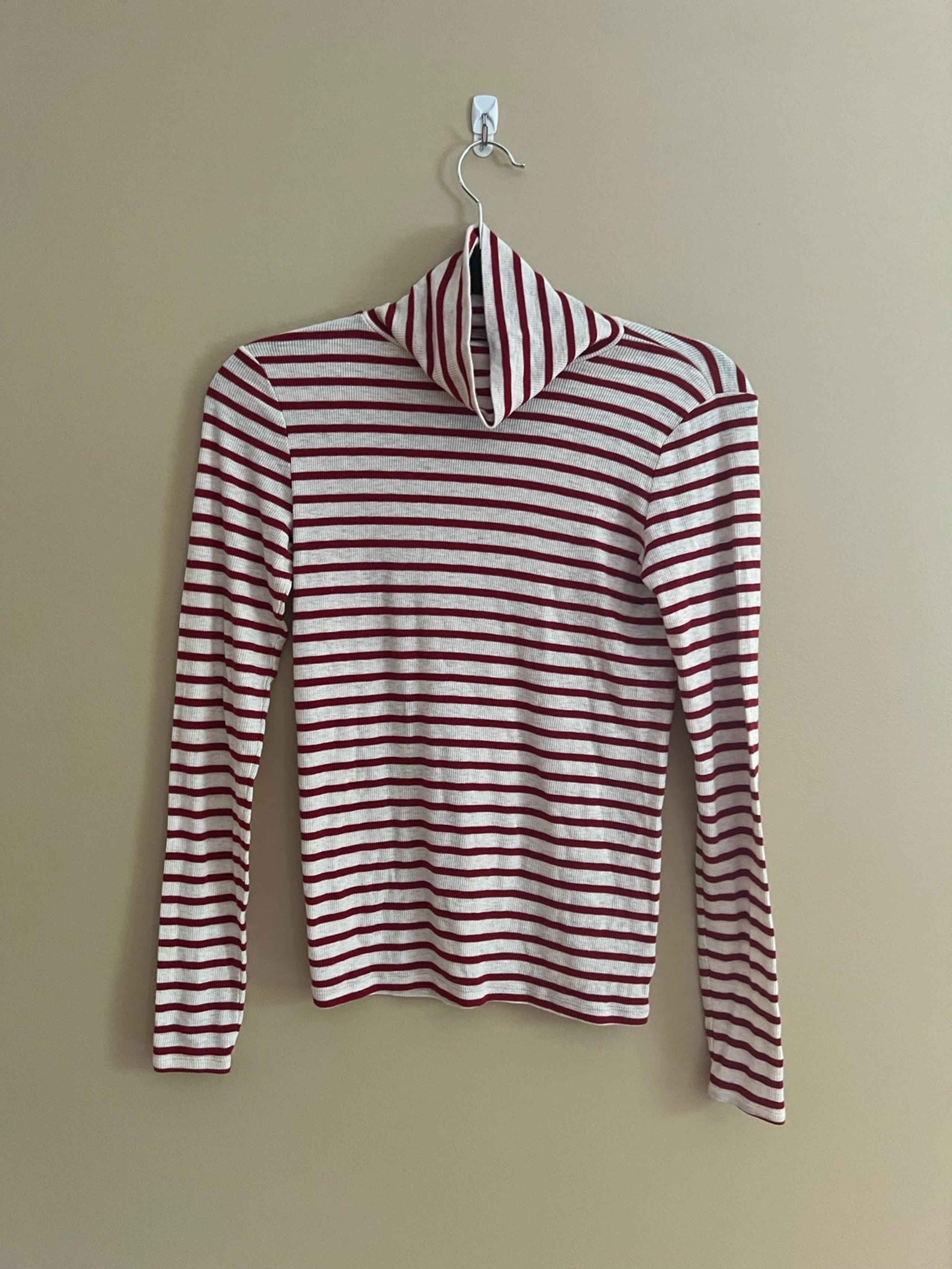 Aerie red and white striped women’s top