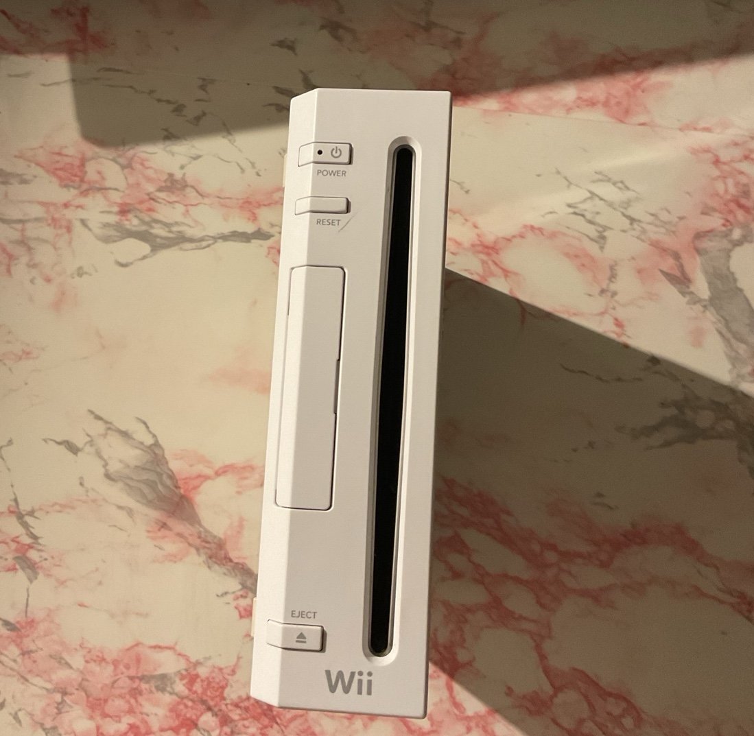 Nintendo Wii in White