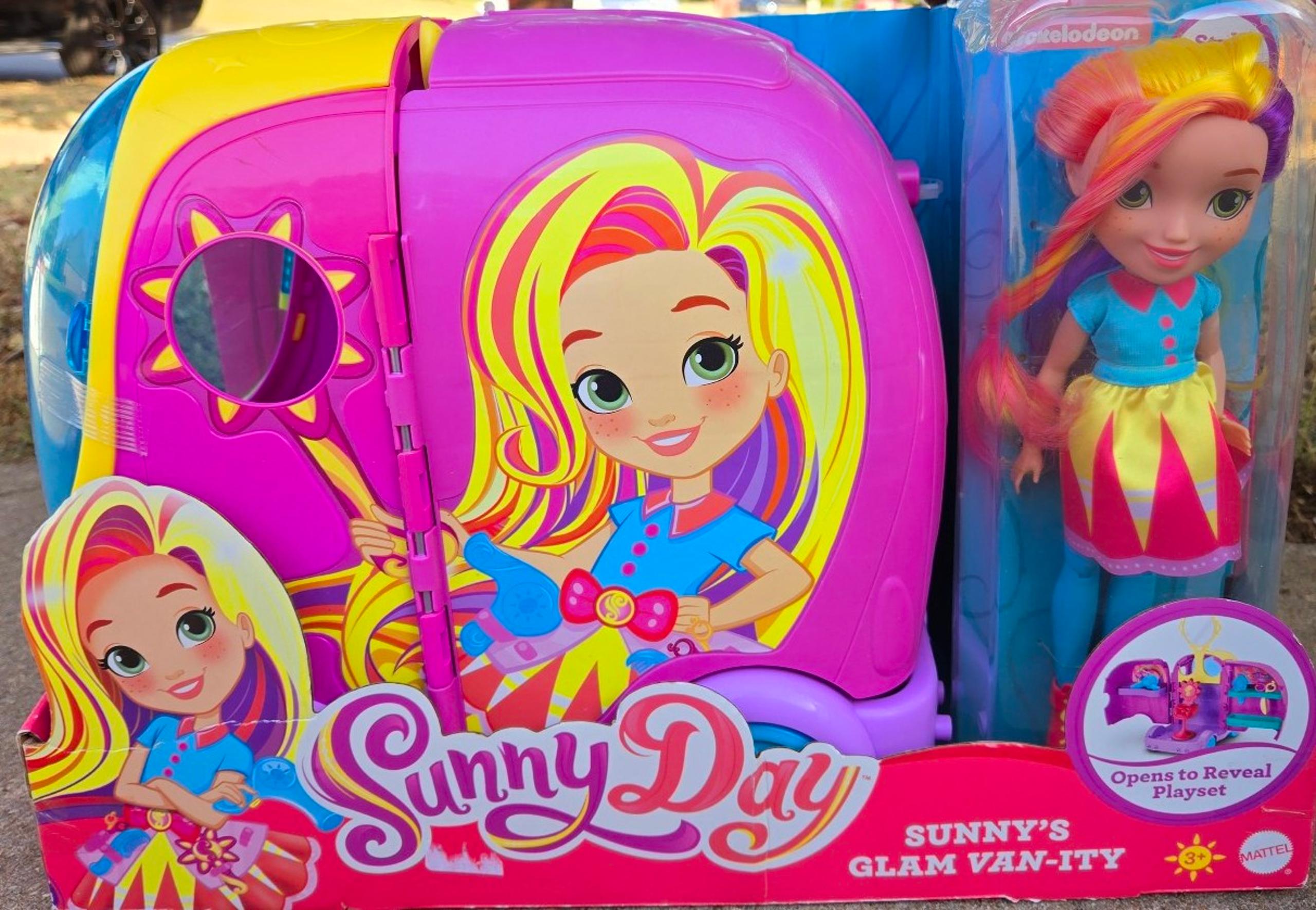 Sunny Day Sunny's Glam Van-ity