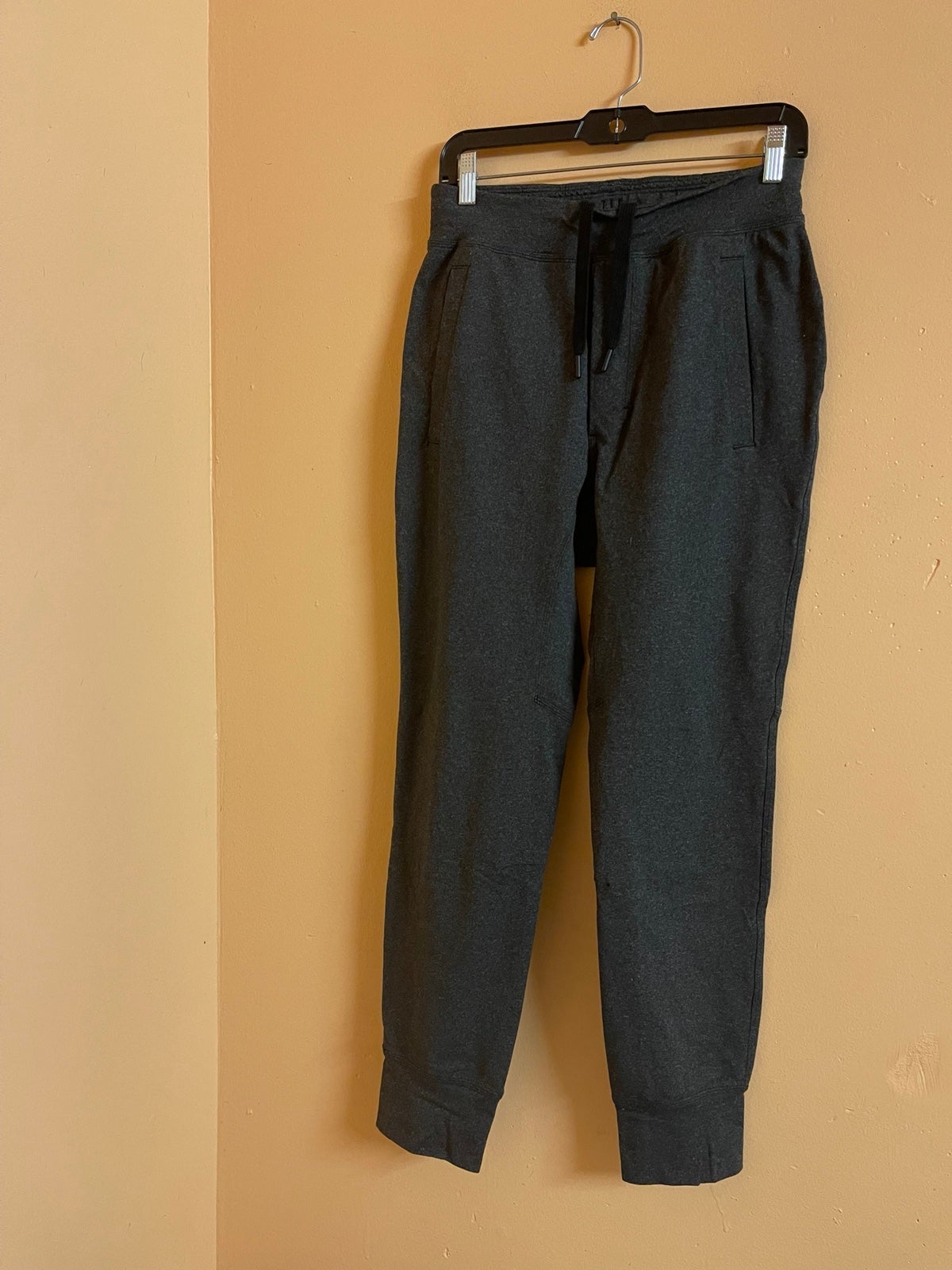 Lululemon Men’s Joggers Size Small Good Condition