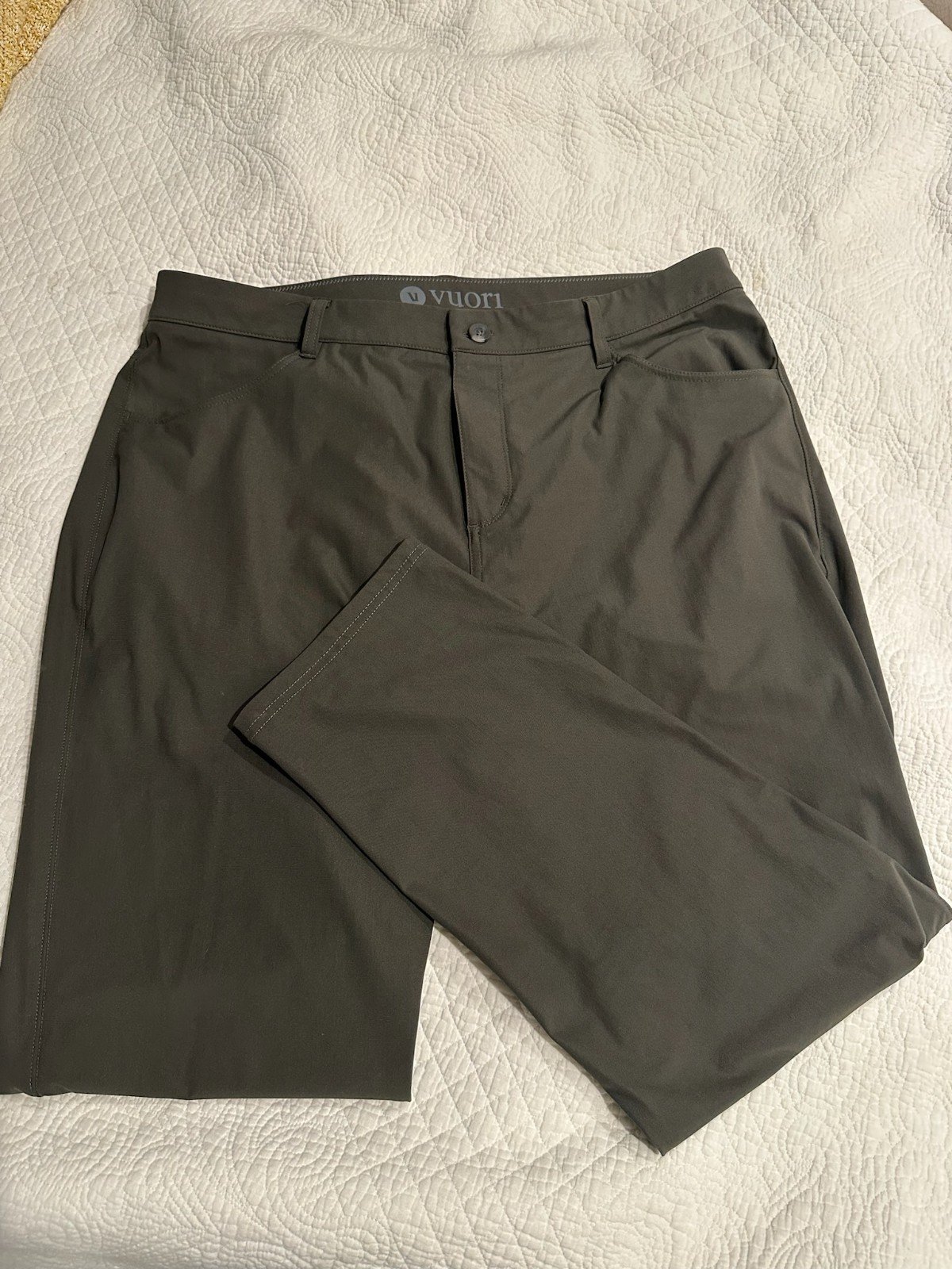 Mens Vuori Meta Pants