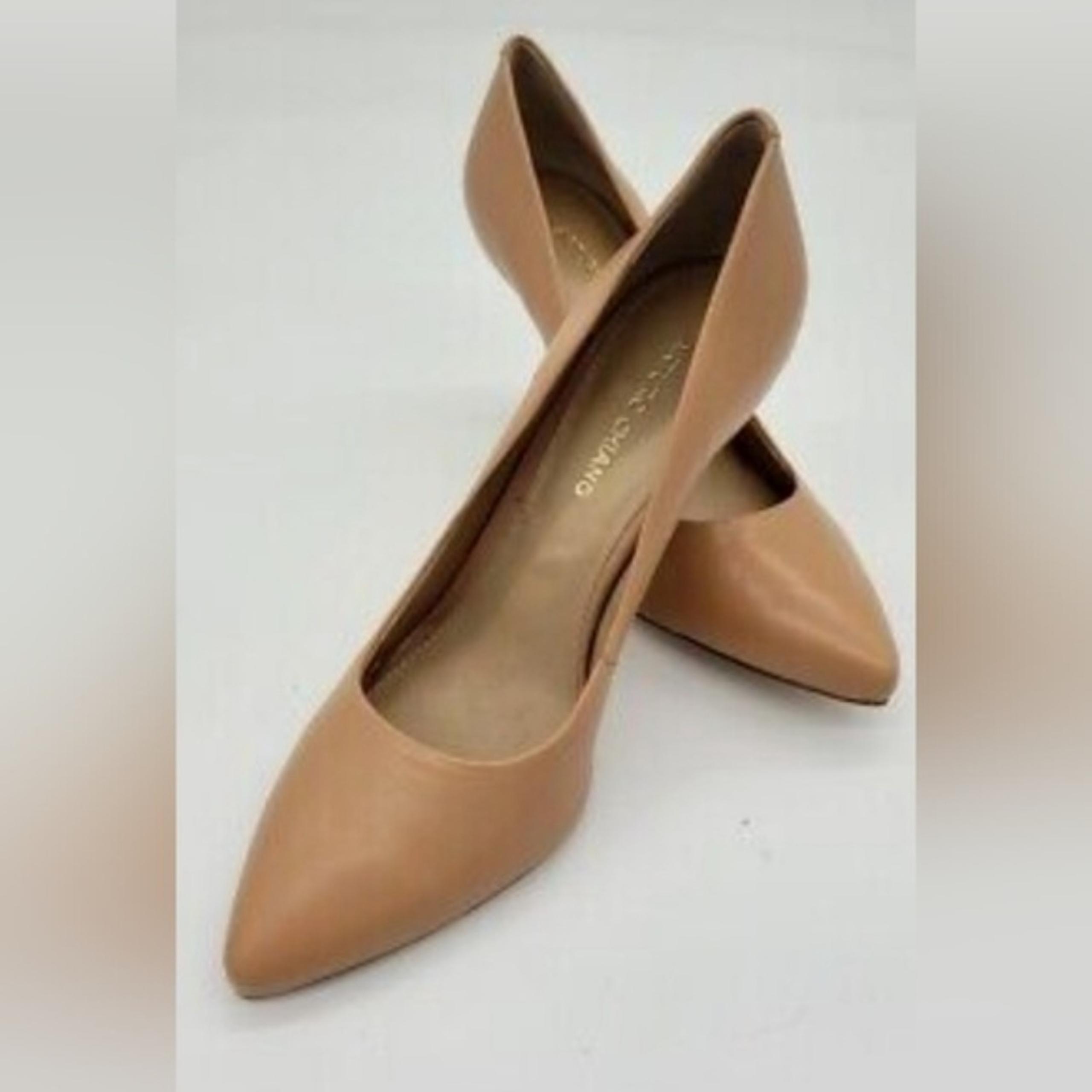 Arturo Chiang AT- avia beige leather pull on heels pumps sz 7.5