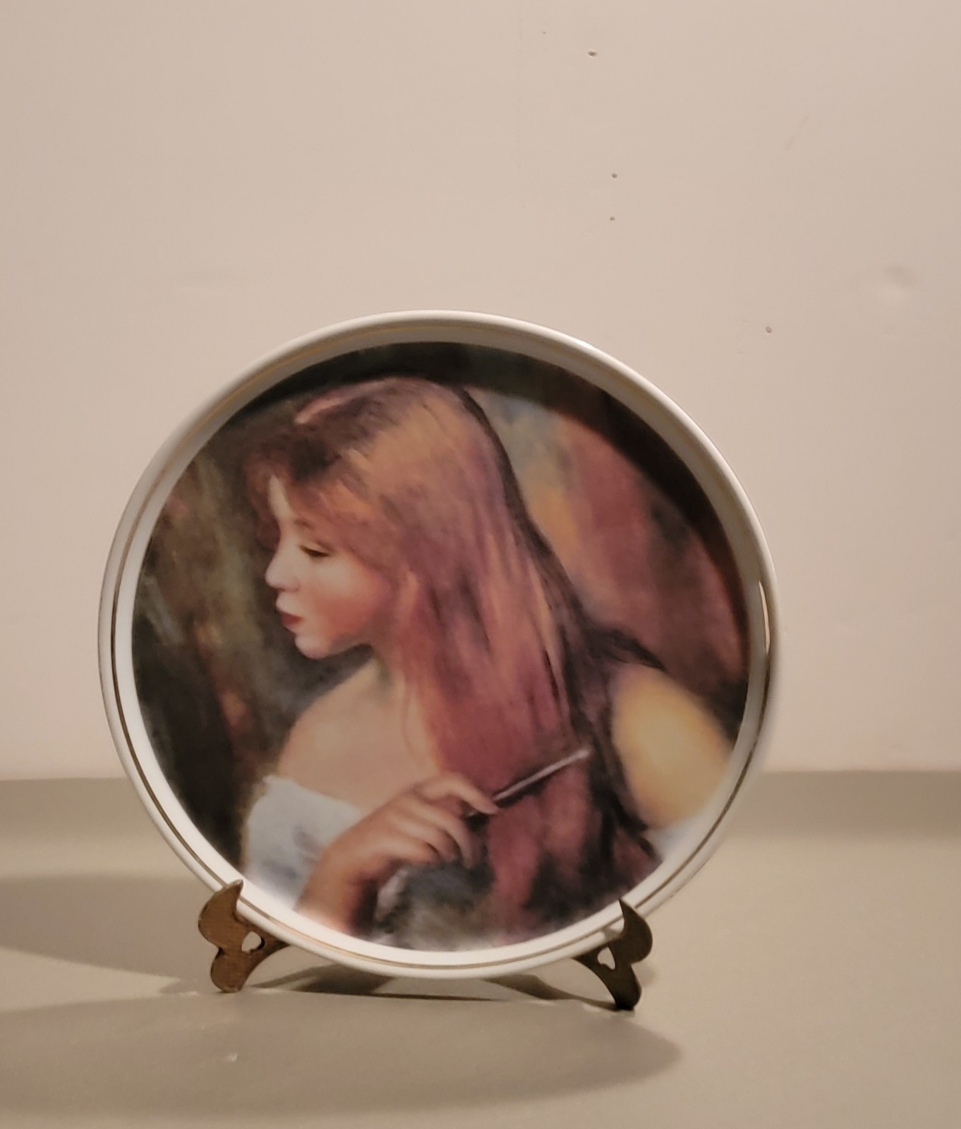 VINTAGE LIMOGES FRANCE AUGUSTE RENIOR LE JEUNE FILLE PIEGNANT PLATE 12 1/2