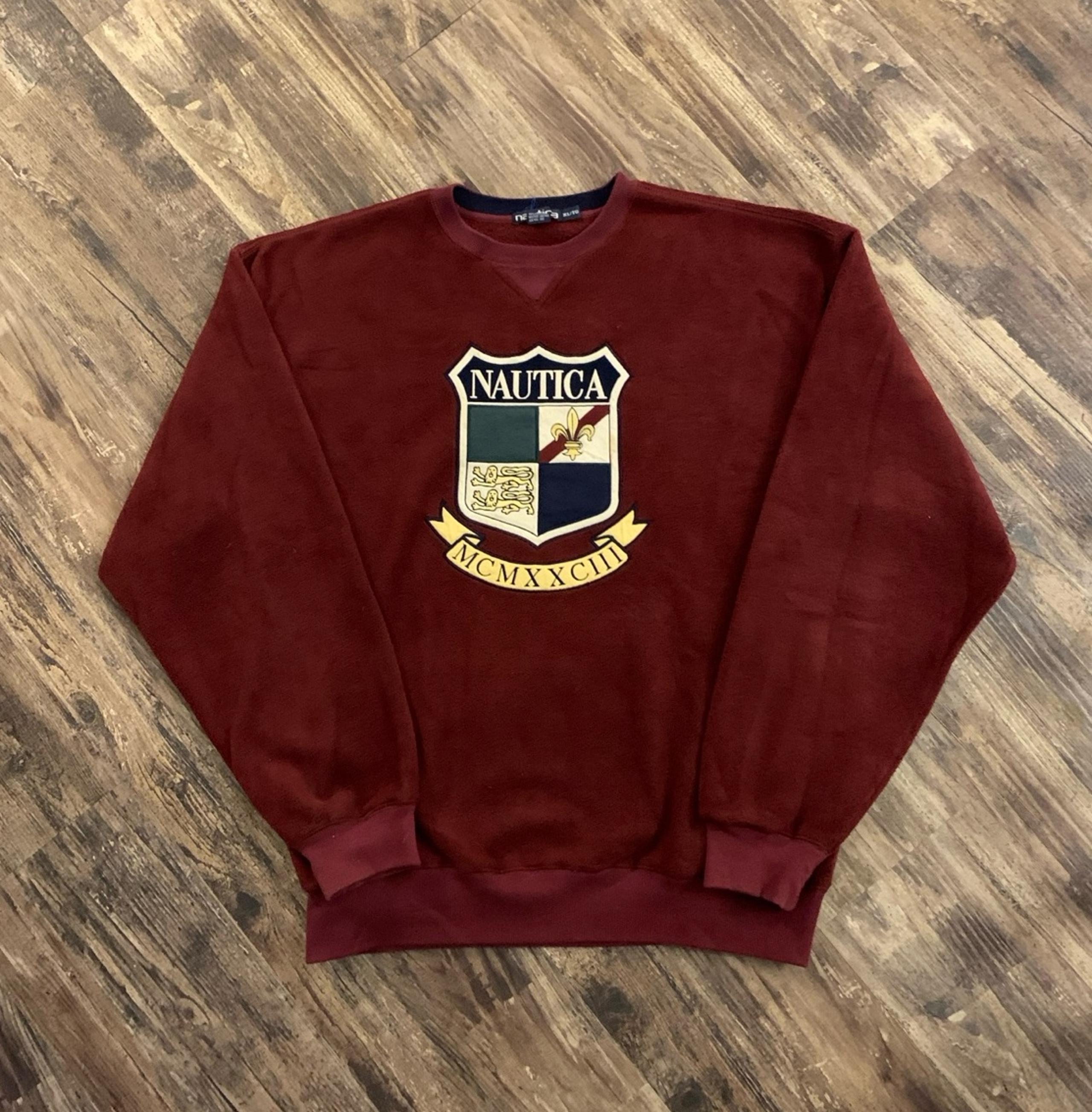 Vintage 2000s Nautica Crest Logo Fleece Crewneck 
Men’s Size XL