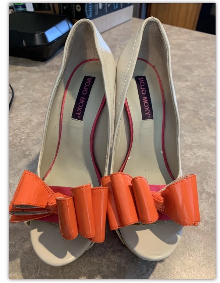 Mojo moxy heels 2025