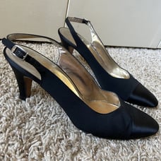 Salvatore Ferragamo Black SlingBack 2.5” Heels Shoes Buckle Italy Women Size 7.5