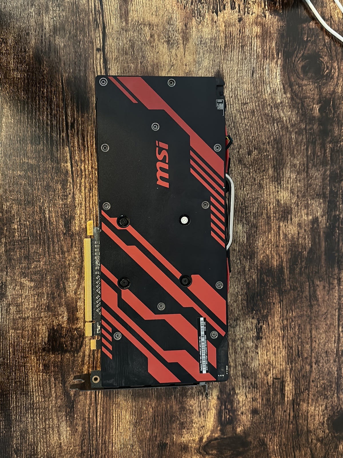 Radeon RX 580 8G Armor MK2 - detail