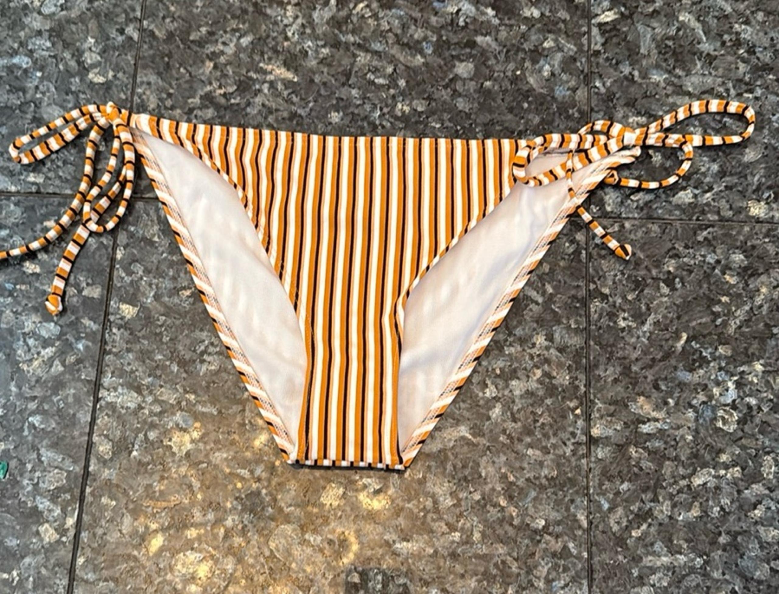 NWOT Roxy Bikini Bottoms