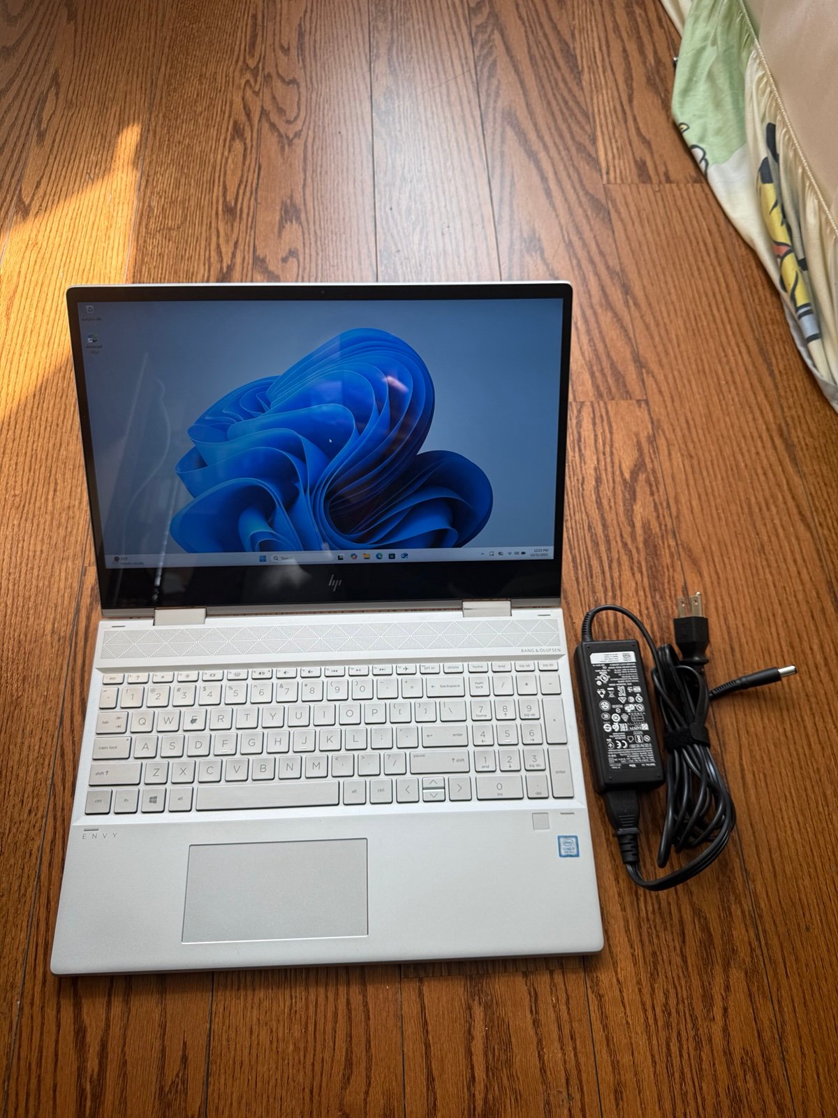 HP Laptop Envy 15”/16GB RAM/512GB SSD/Touchscreen/Fully Functional