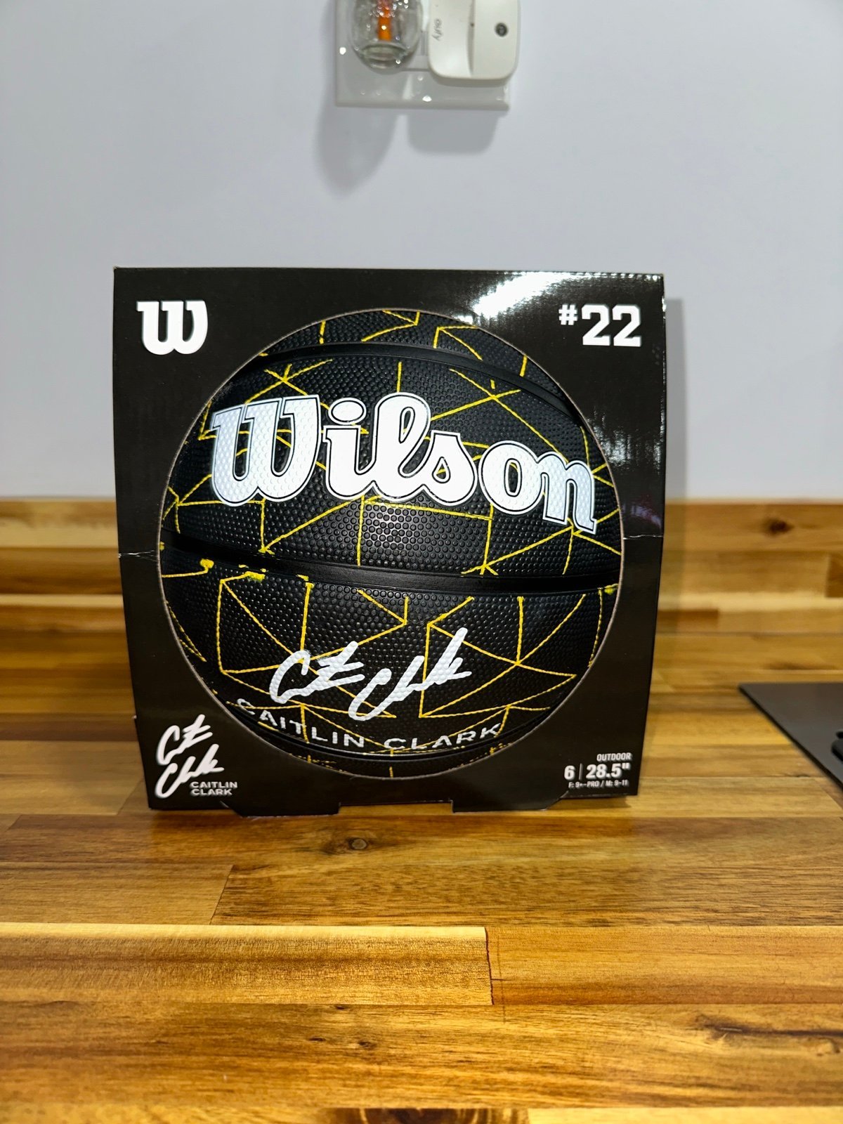 Wilson Caitlin Clark Repitition basketball size 6