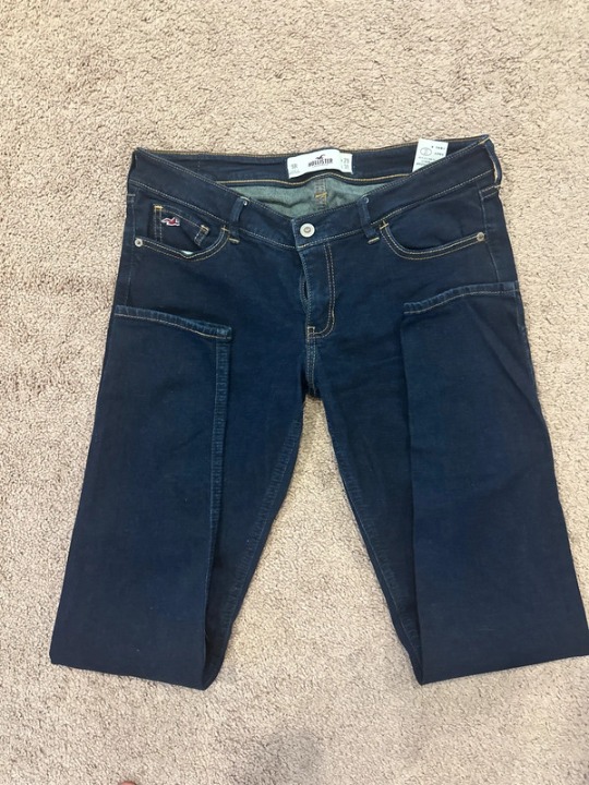 Low rise Hollister skinny jeans