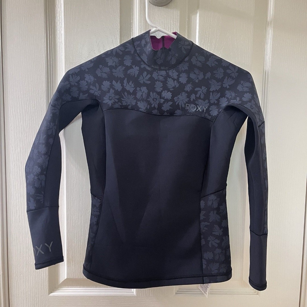 Roxy 1mm Swell Series Black Floral Long Sleeve Wetsuit Top Women's Size 8