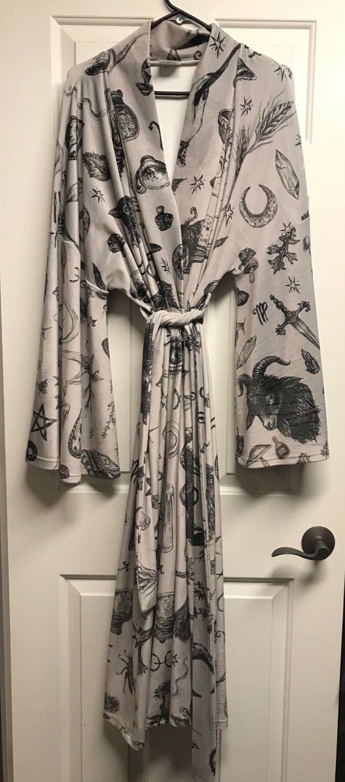 Witchy Velour Robe in Grey