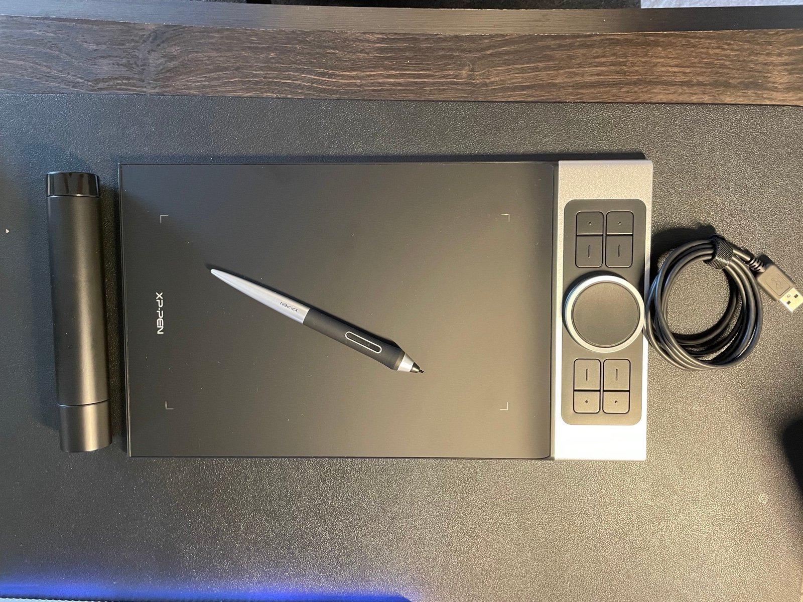 Drawing Tablet - XPPen Deco Pro Medium (also includes Tumi Laptop Case)