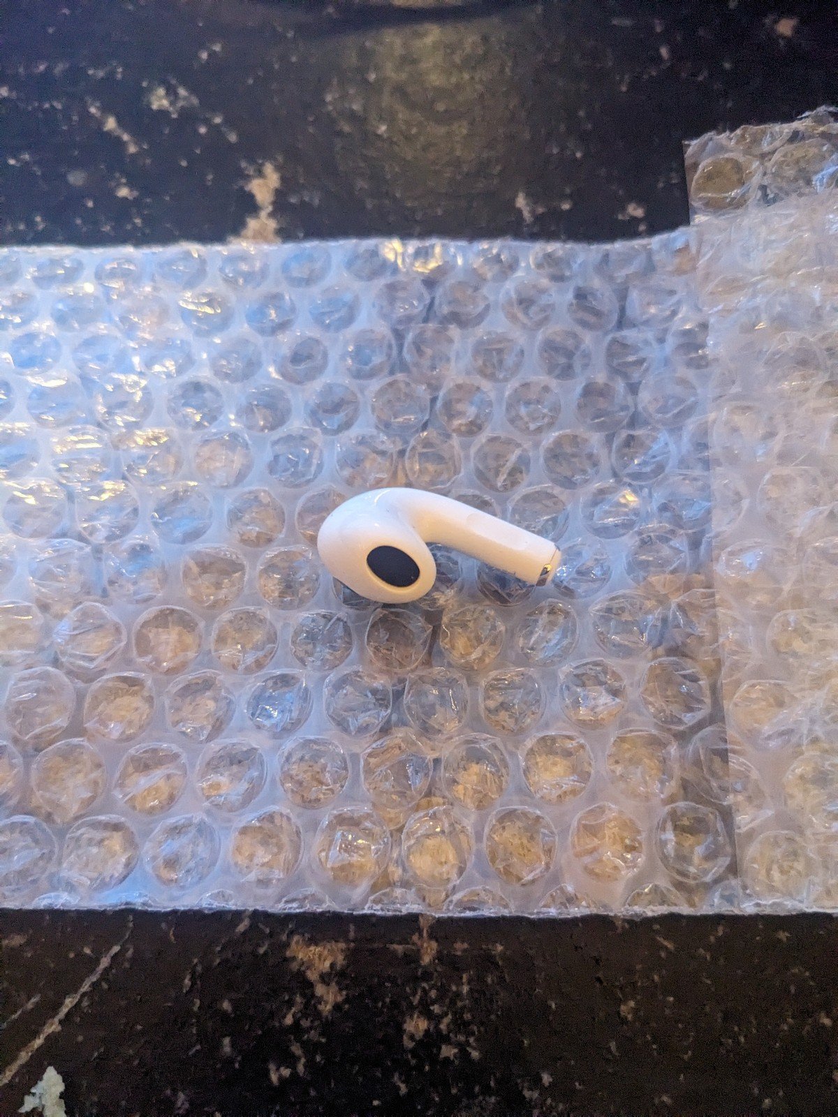 Apple AirPods replacement (3rd gen) left
