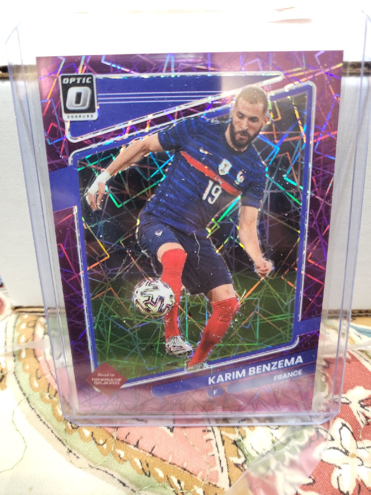 2021-22 Donruss Road to Qatar Karim Benzema 14/99 Holo Purple Velocity