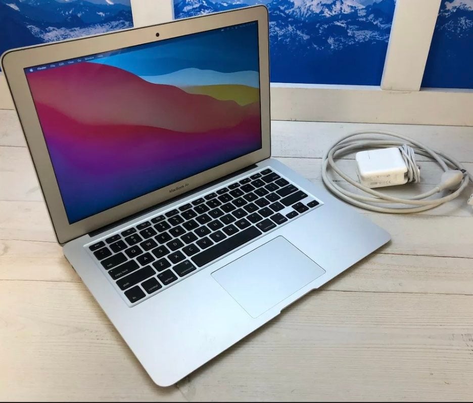 Macbook air apple laptop