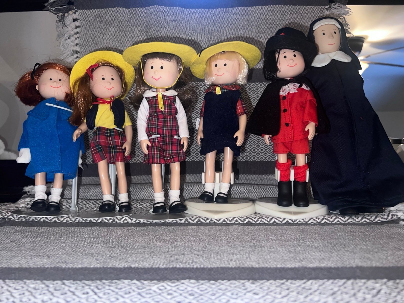 Vintage 1997 Madeline Posable Dolls Eden Bemelmans Set