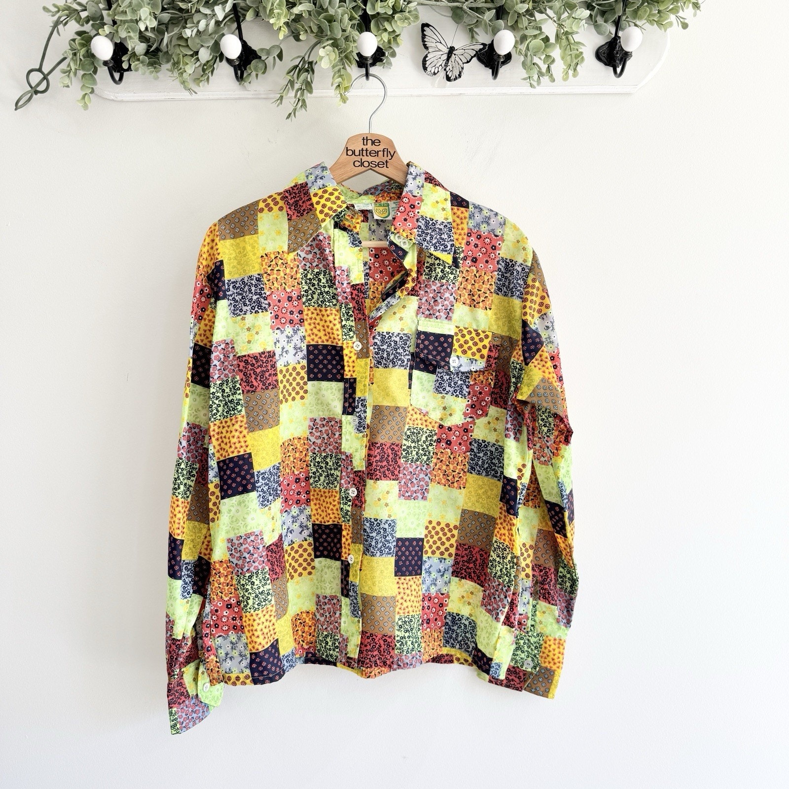 Vintage Ladies SKYR Patchwork 1960s-1970s Era Retro Button Down Nylon Shirt L