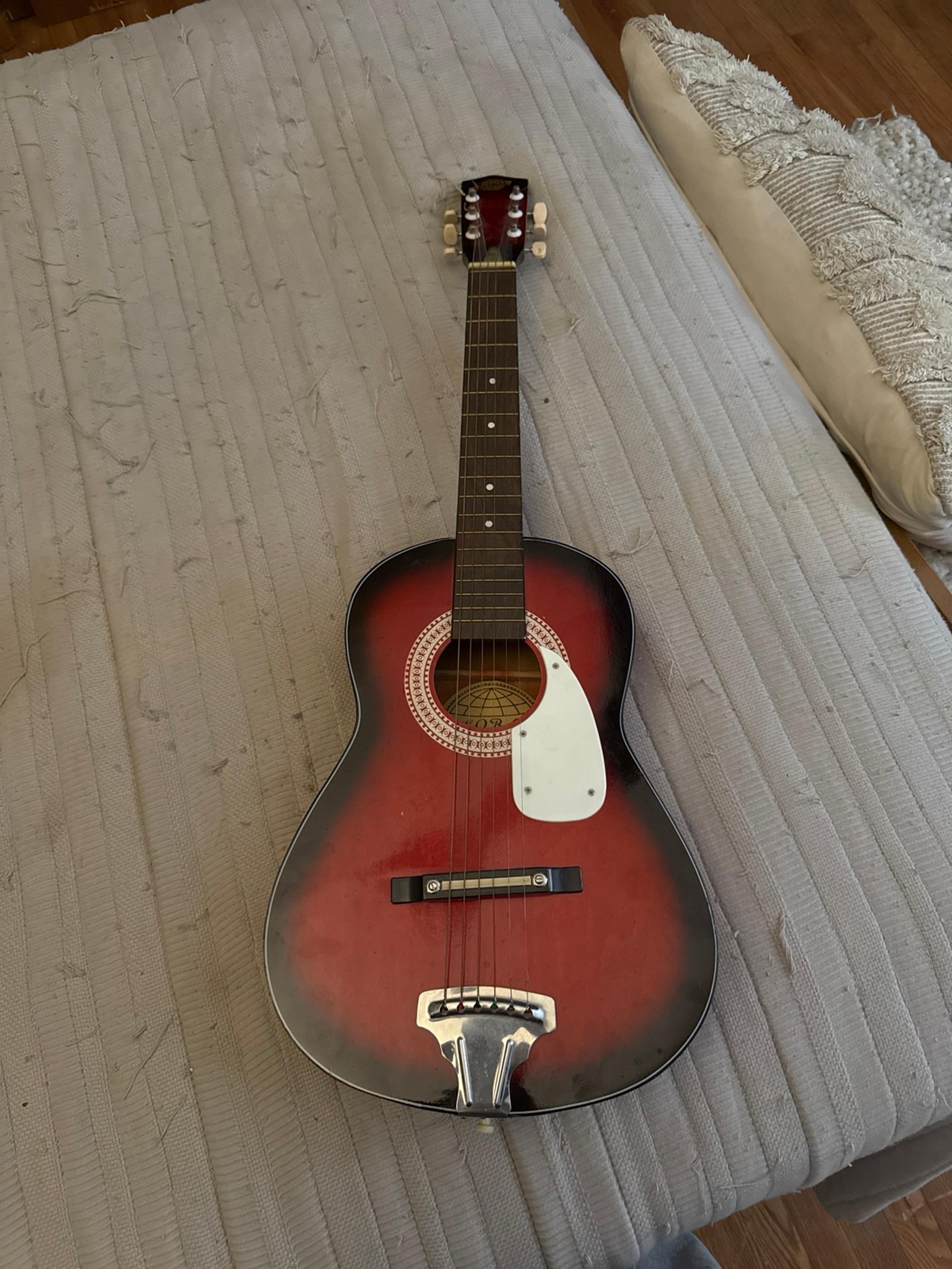 Small 6-String Guitar