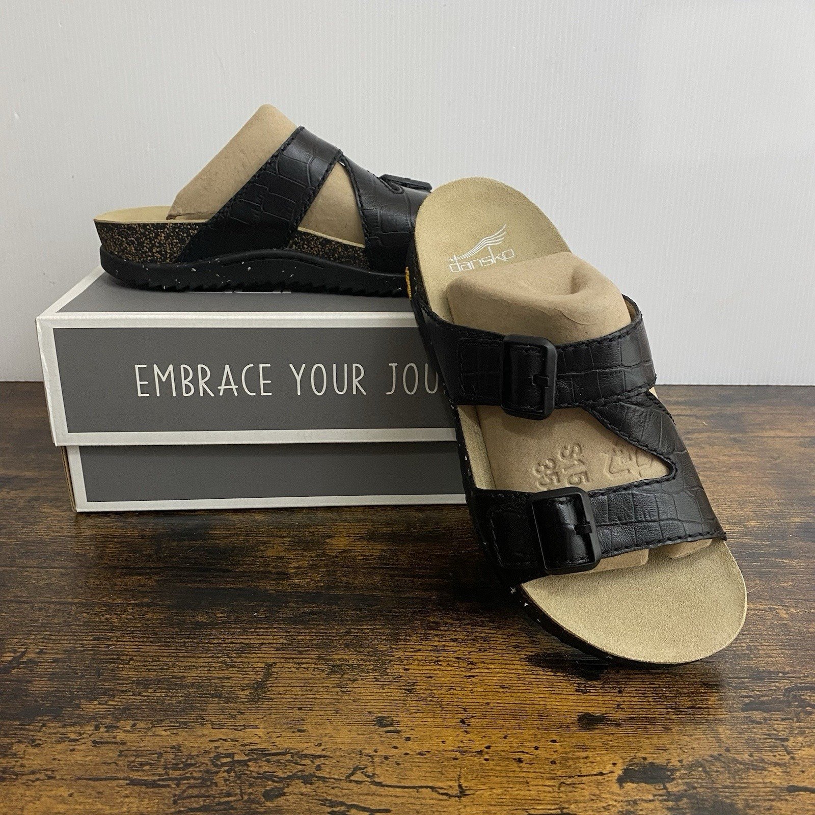 Dansko Dayna Croco Sandal Women Sz 7 Black Leather Double Buckle Vibram Sole NEW