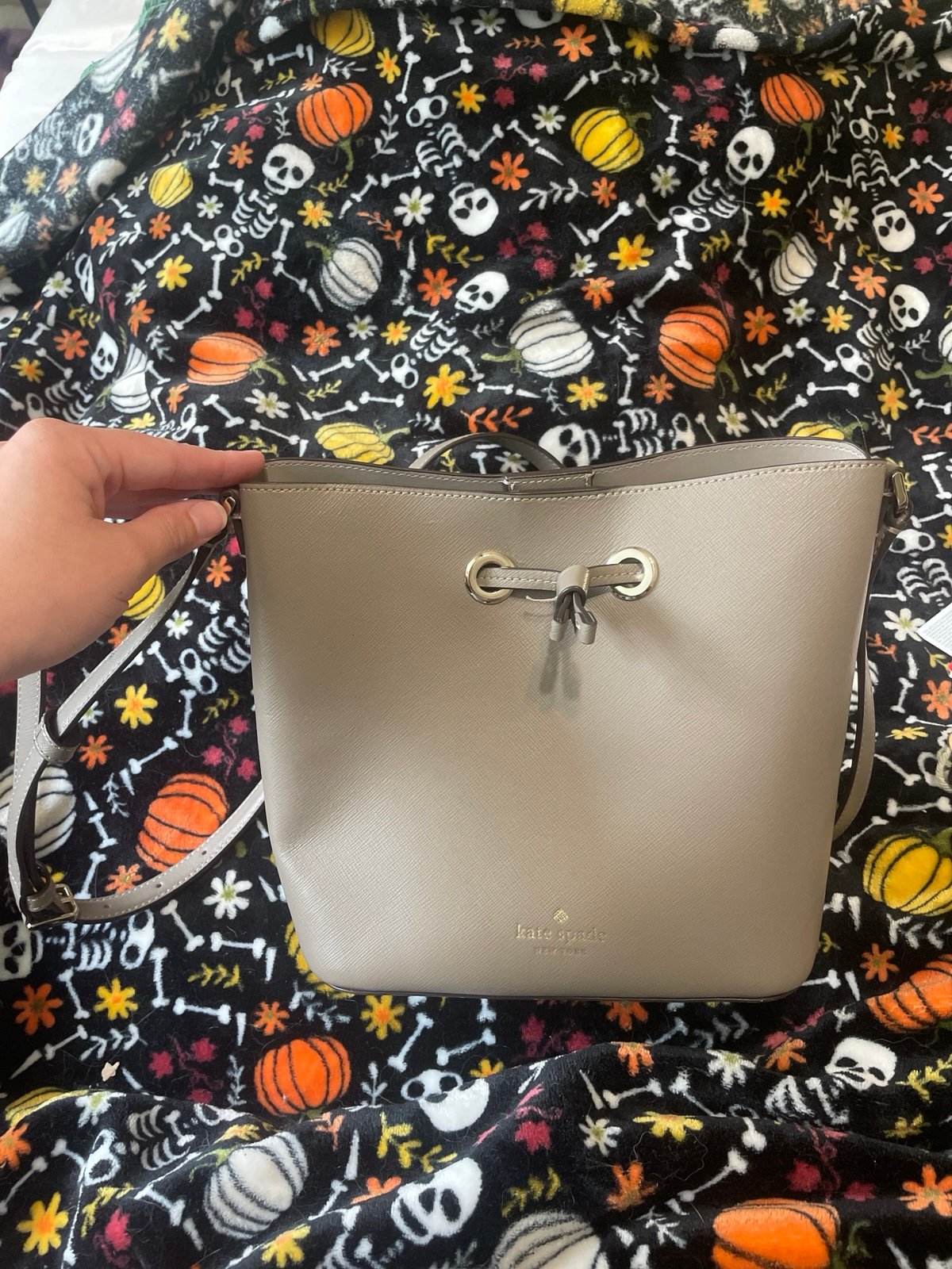 Kate spade bucket crossbody