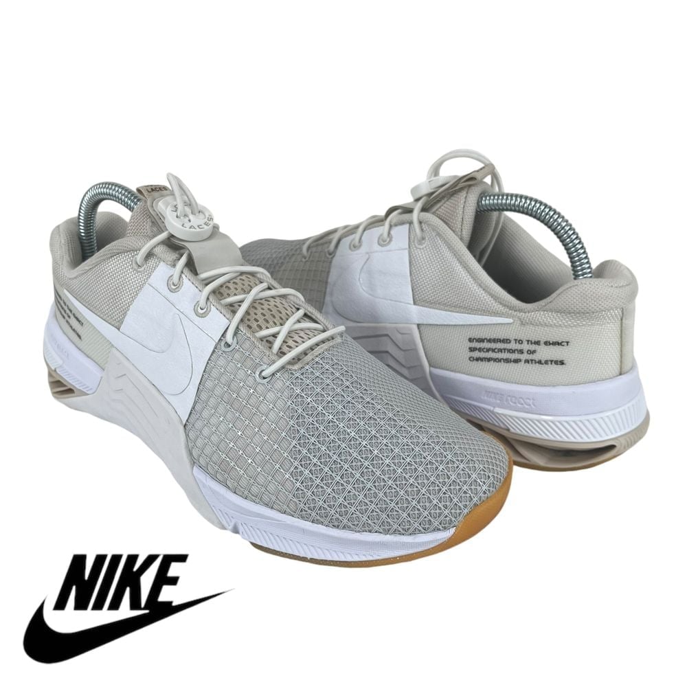 Nike | Men 9 | Metcon 8 Natural/White/Gray Lock Laces Gym Sneakers Shoes