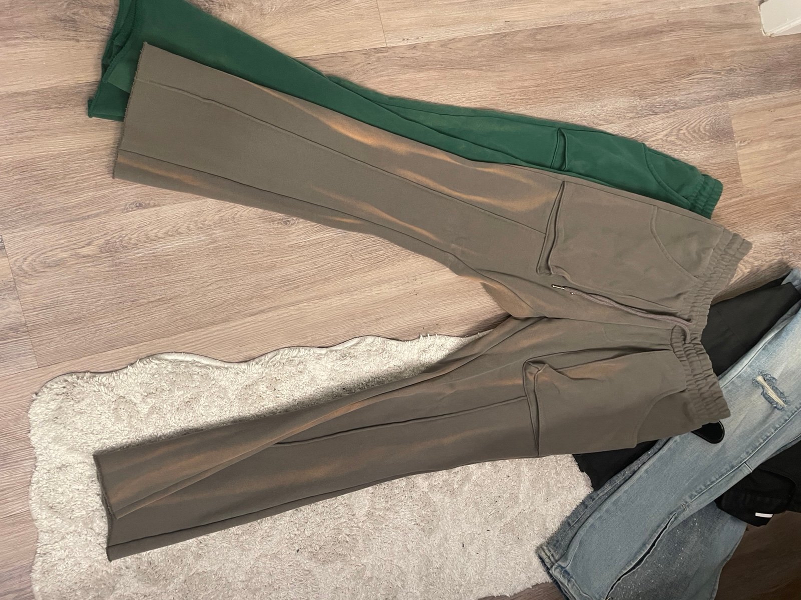 Flared Sweatpants SIZE SMALL BUNDLE COME BUY! Hollywood Hunna & Dream Team SF