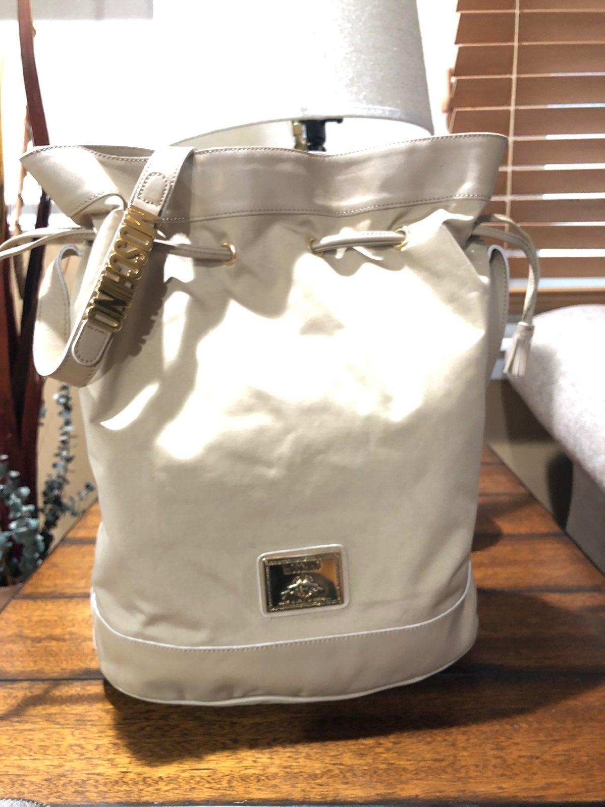 Preloved Moschino bucket bag