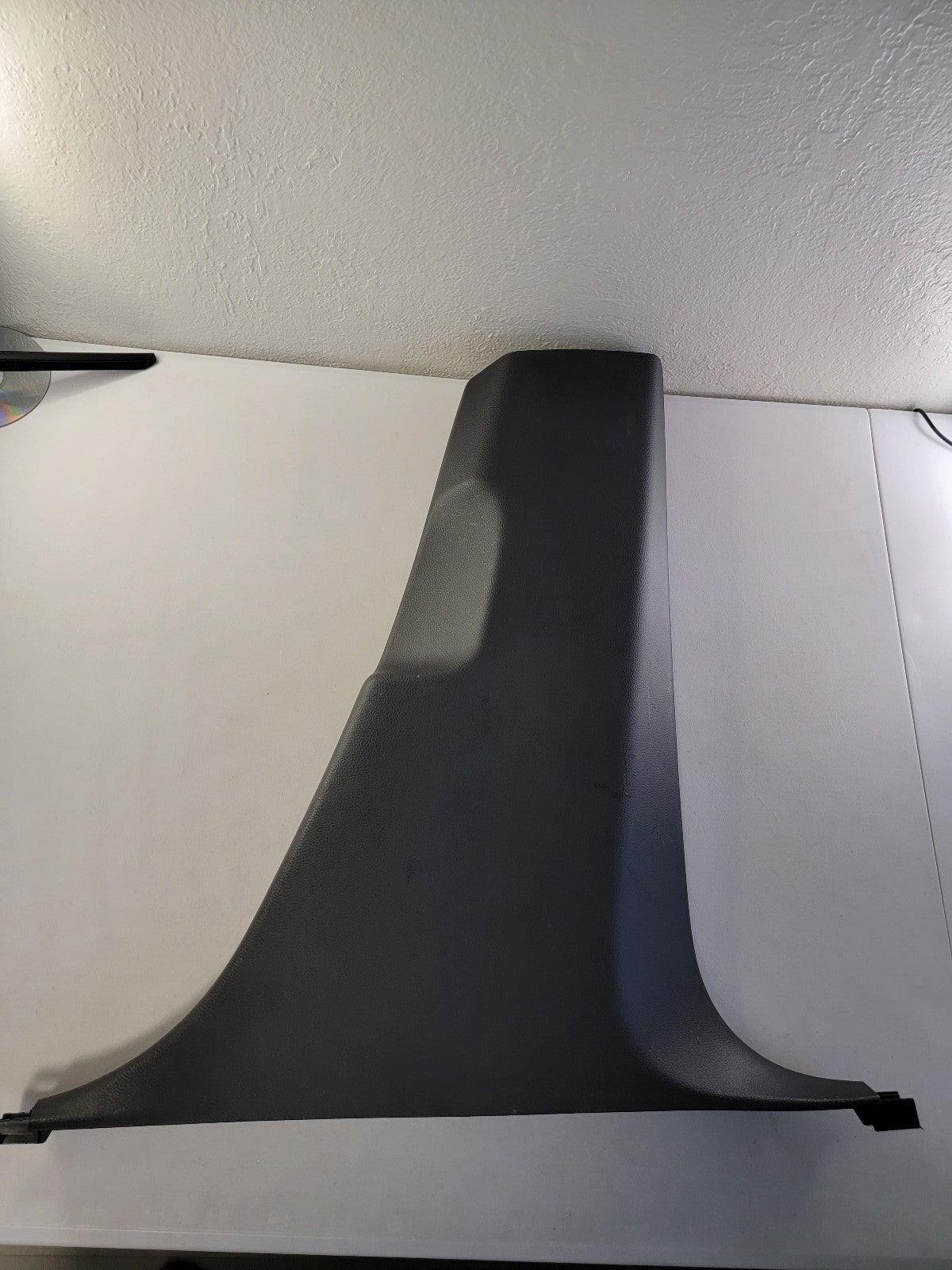 2018 2019 2020 2021 OEM HONDA ACCORD RIGHT CENTER LOWER INTERIOR PILLAR TRIM