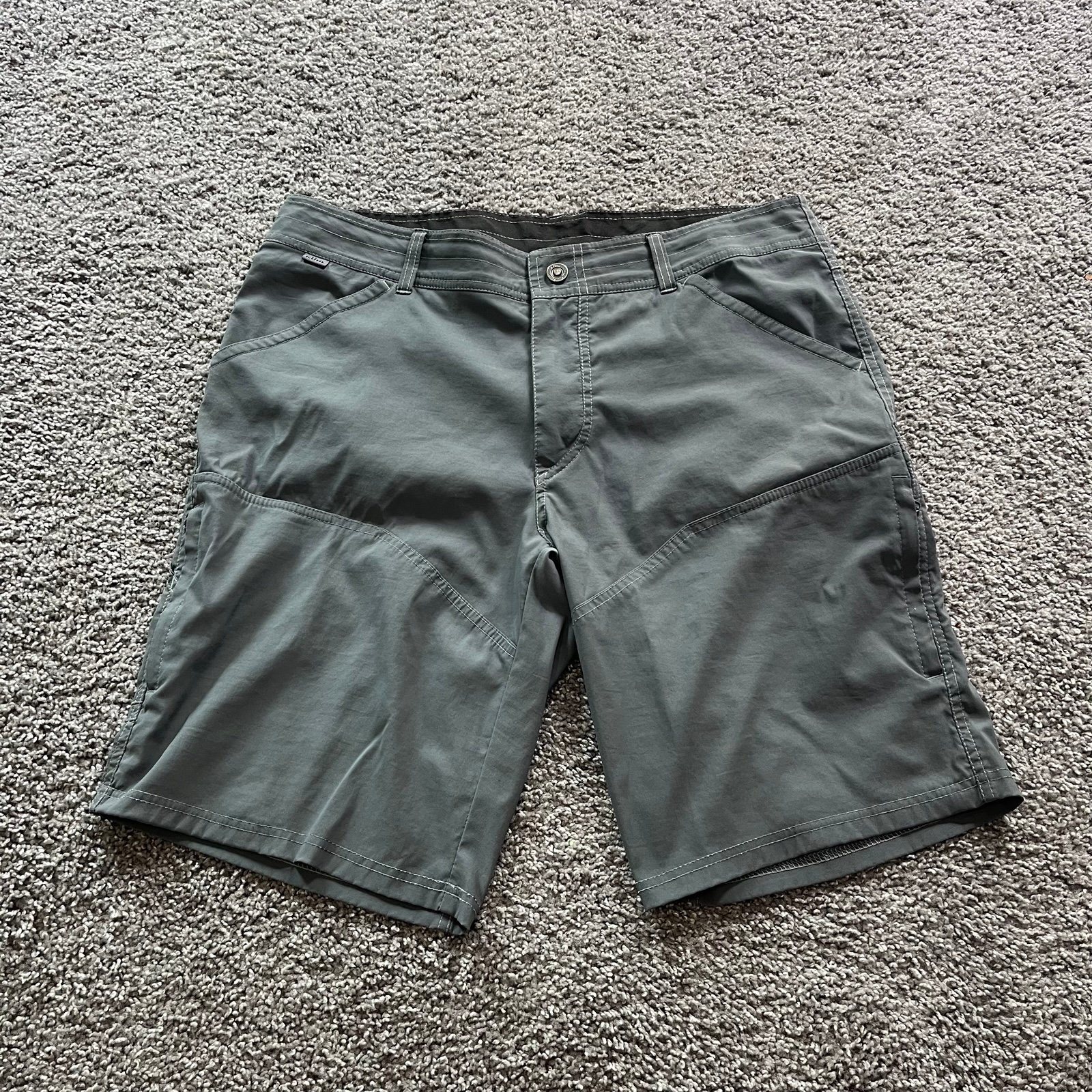 Kuhl Renegade Cargo Shorts Koal Grey Mens Size 36 Outdoor Hiking Tactical