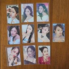 IVE Yujin official photocard set