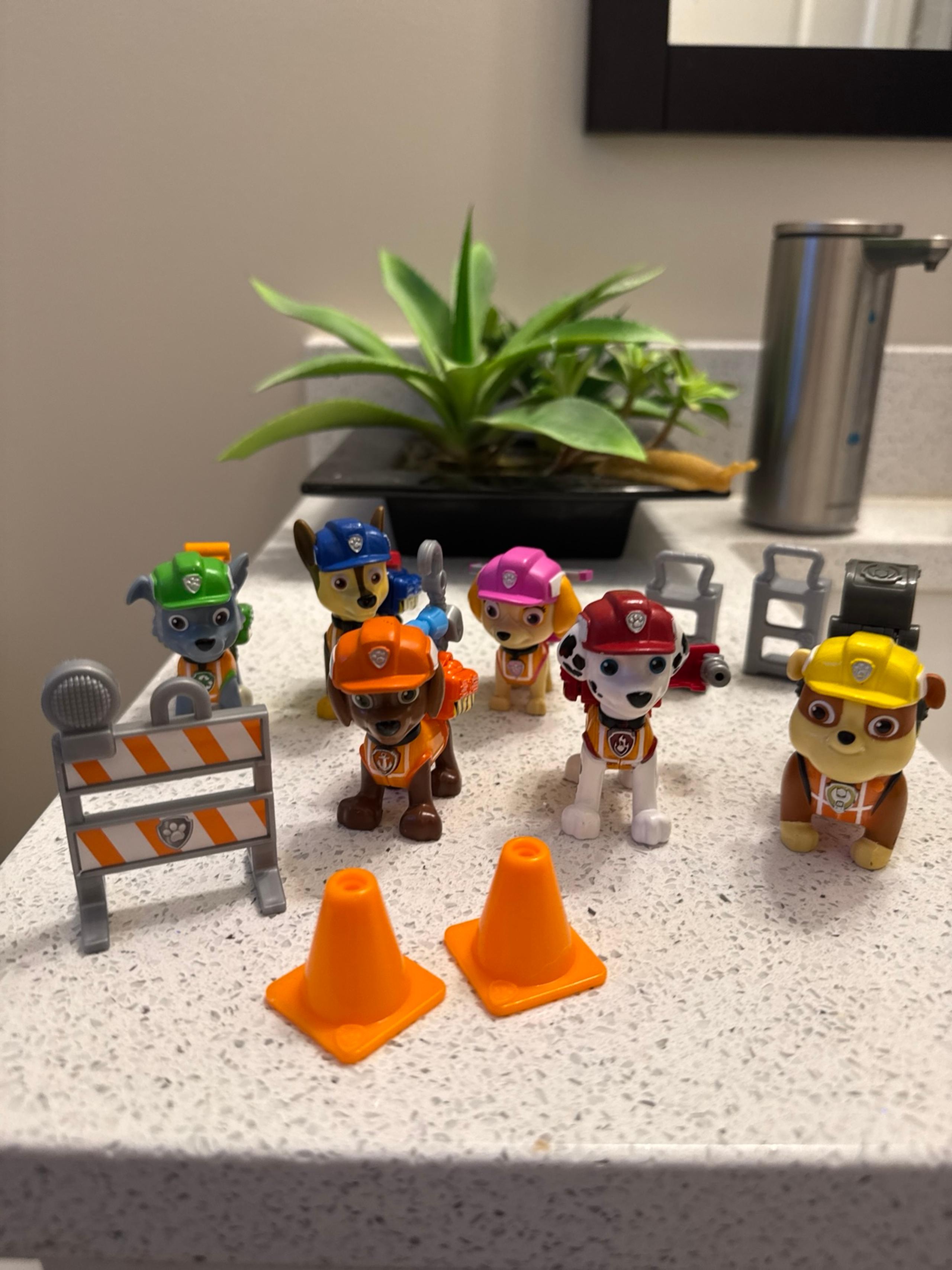 Paw Patrol Ultimate Rescue Construction Pups Action Pack Set