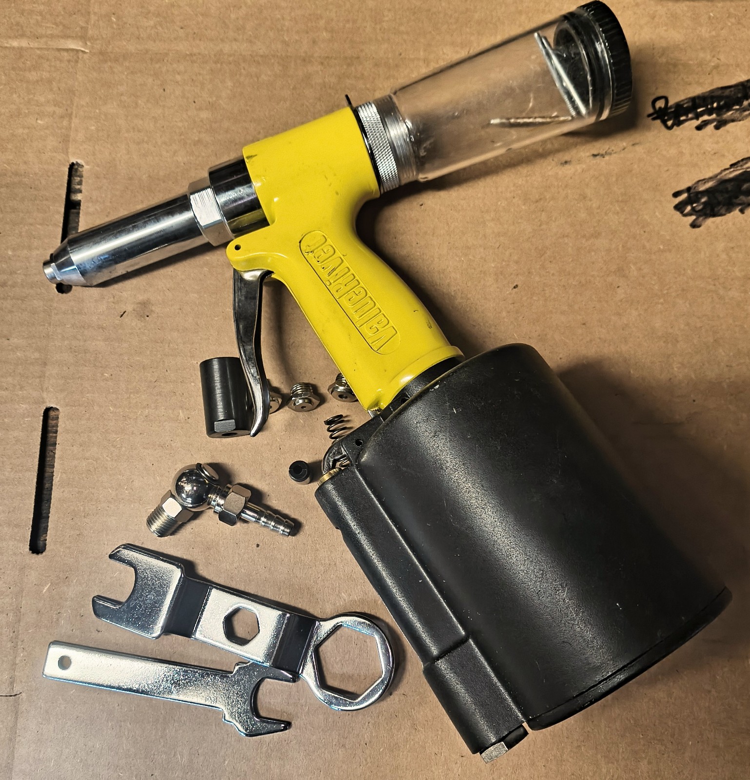 Marson Alcoa Value Rivet Pneumatic Gun tool Air Riveter V-4 Fastener Heavy Duty