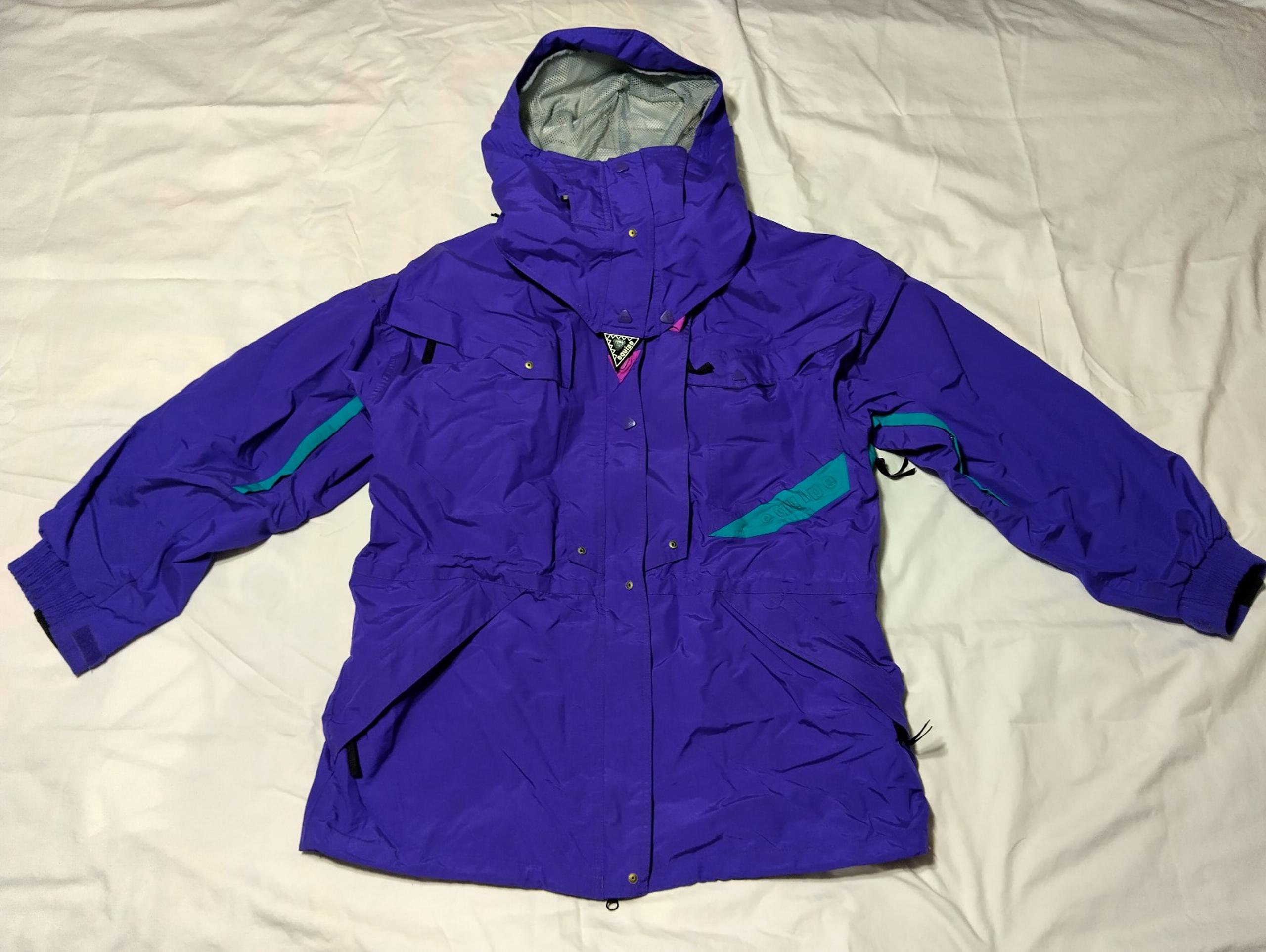 Helly Hansen Women's winter coat jacket parka Size L nice excellent condition