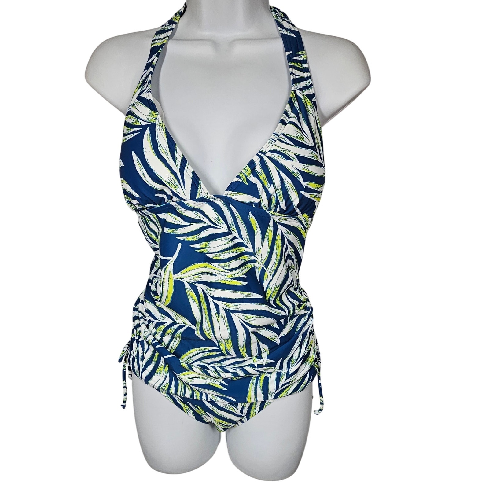 Soma Halter Tankini Top and Perfect High Waist Swim Bottom in Breezy Palm Size M