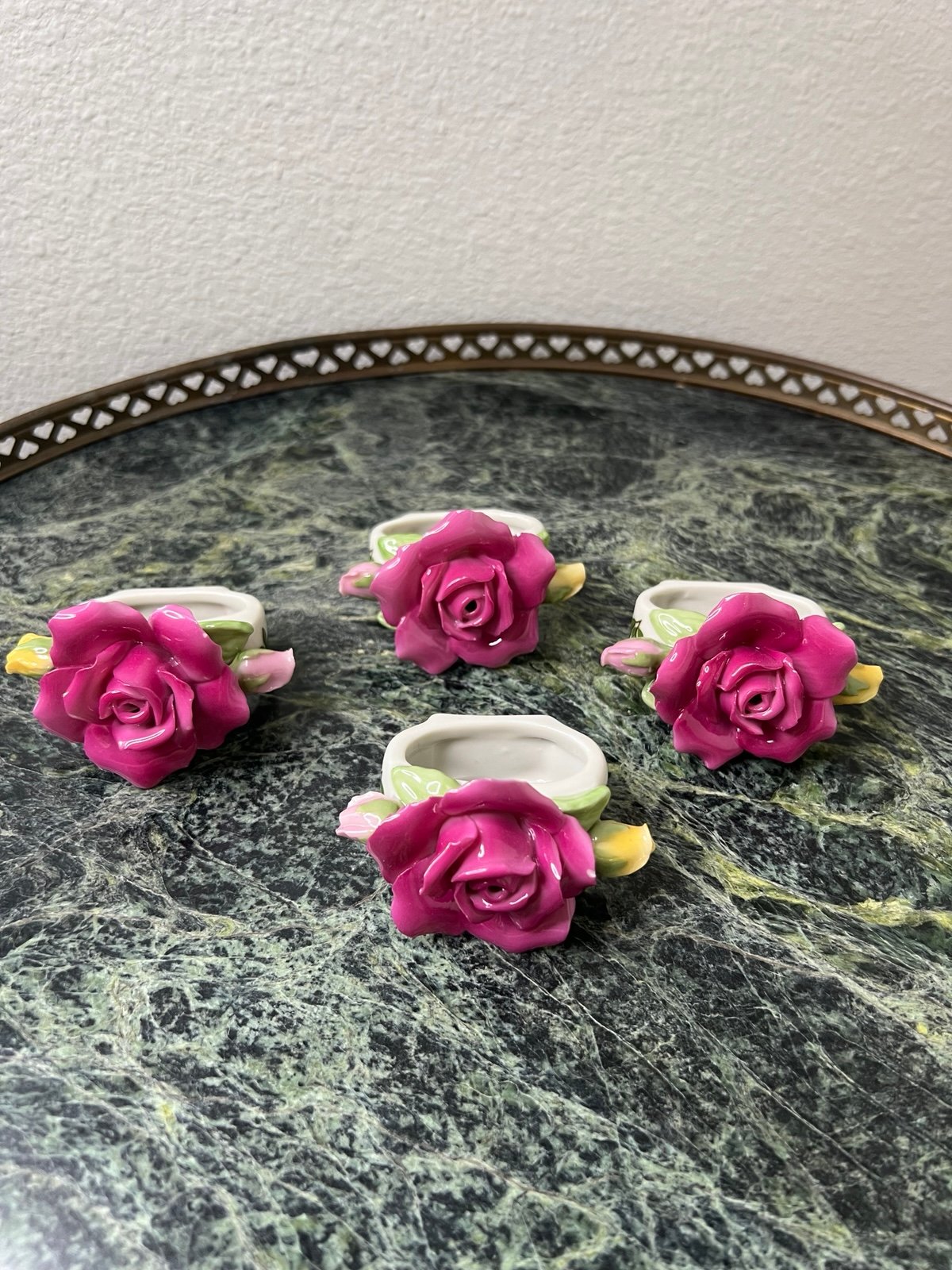 Lot of 4 Royal Albert Old Country Roses Sculpted Pink Rose Napkin Rings