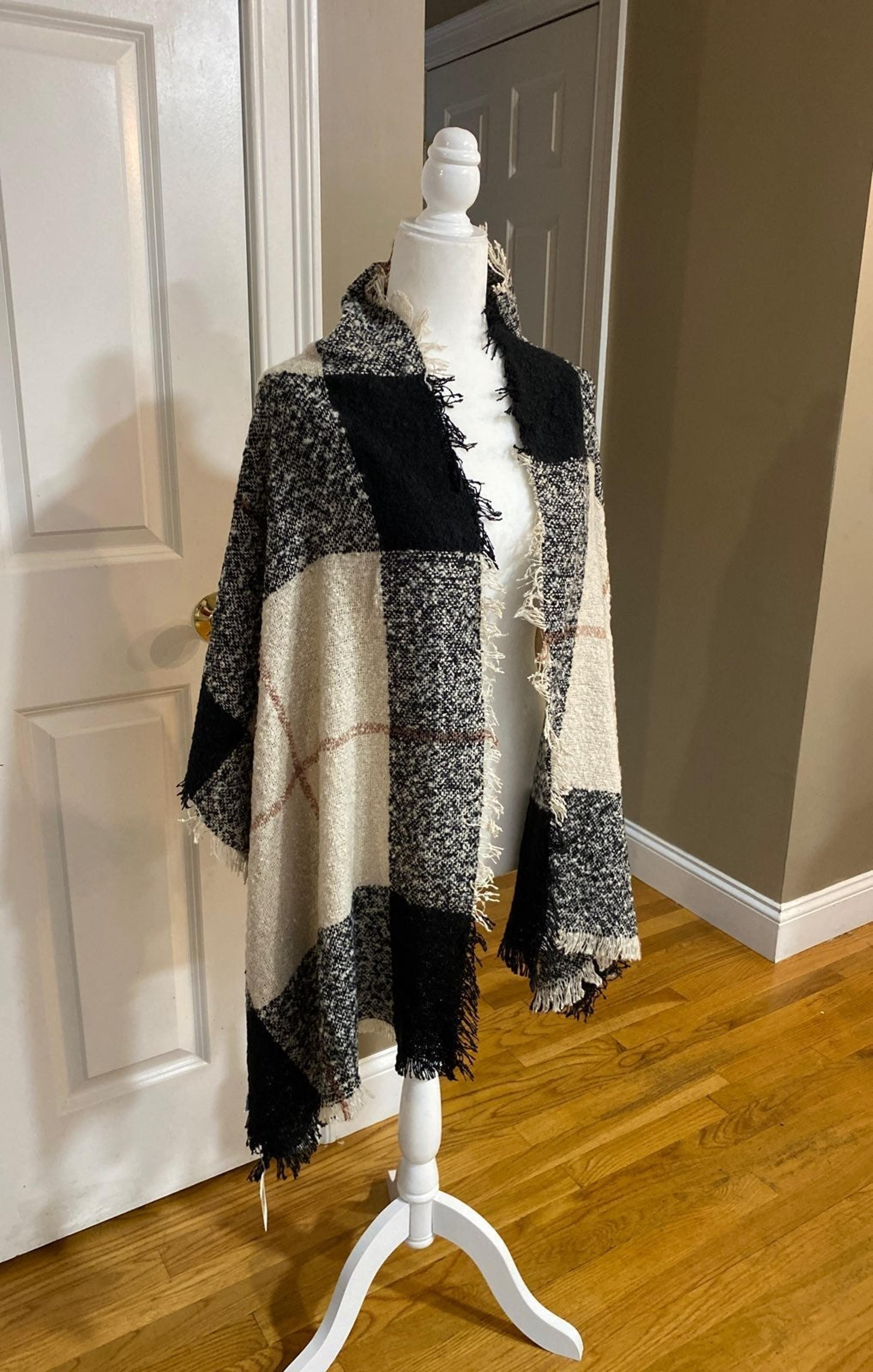 NWT plaid scarf/wrap
