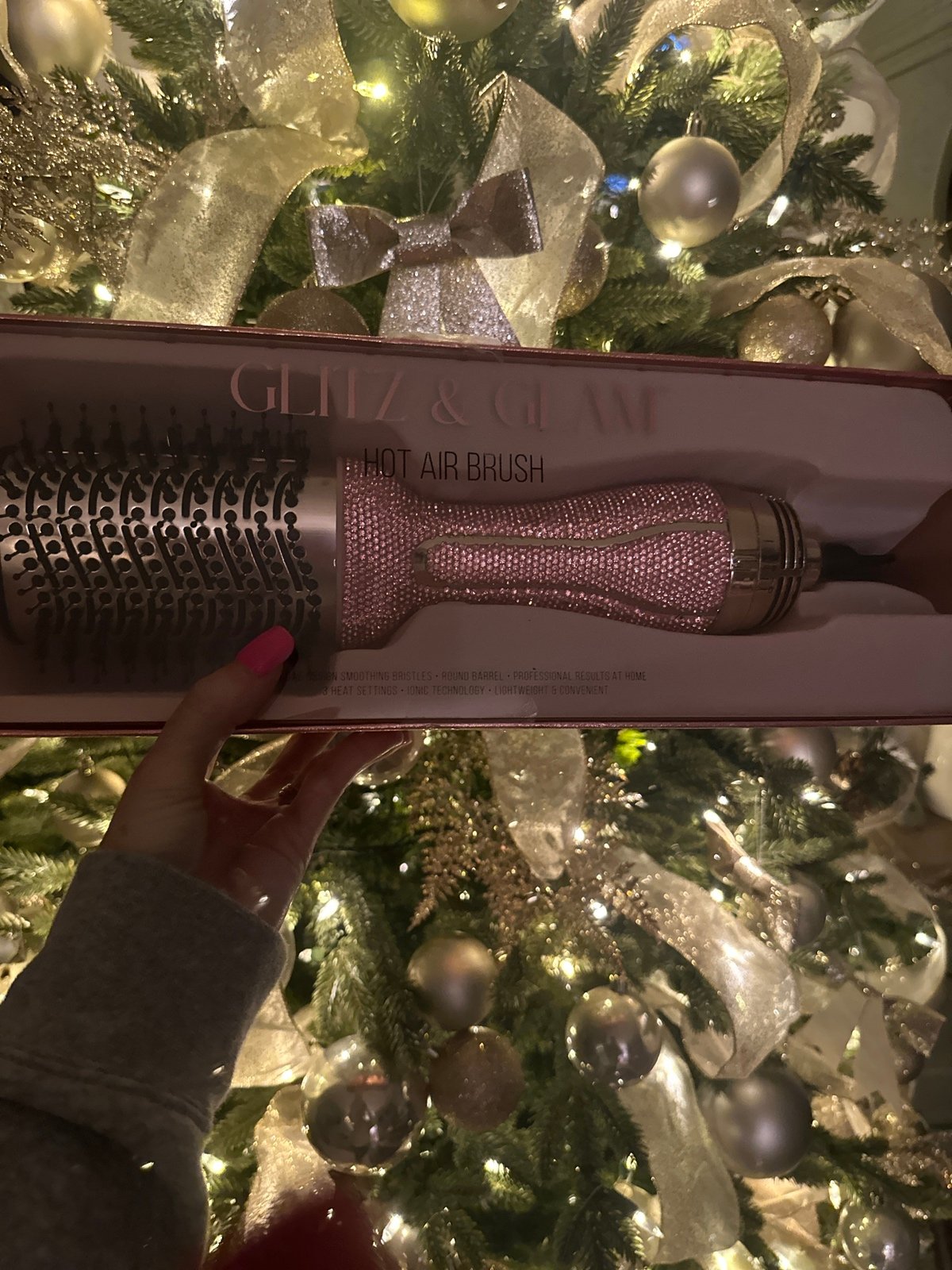 Glitz and glam