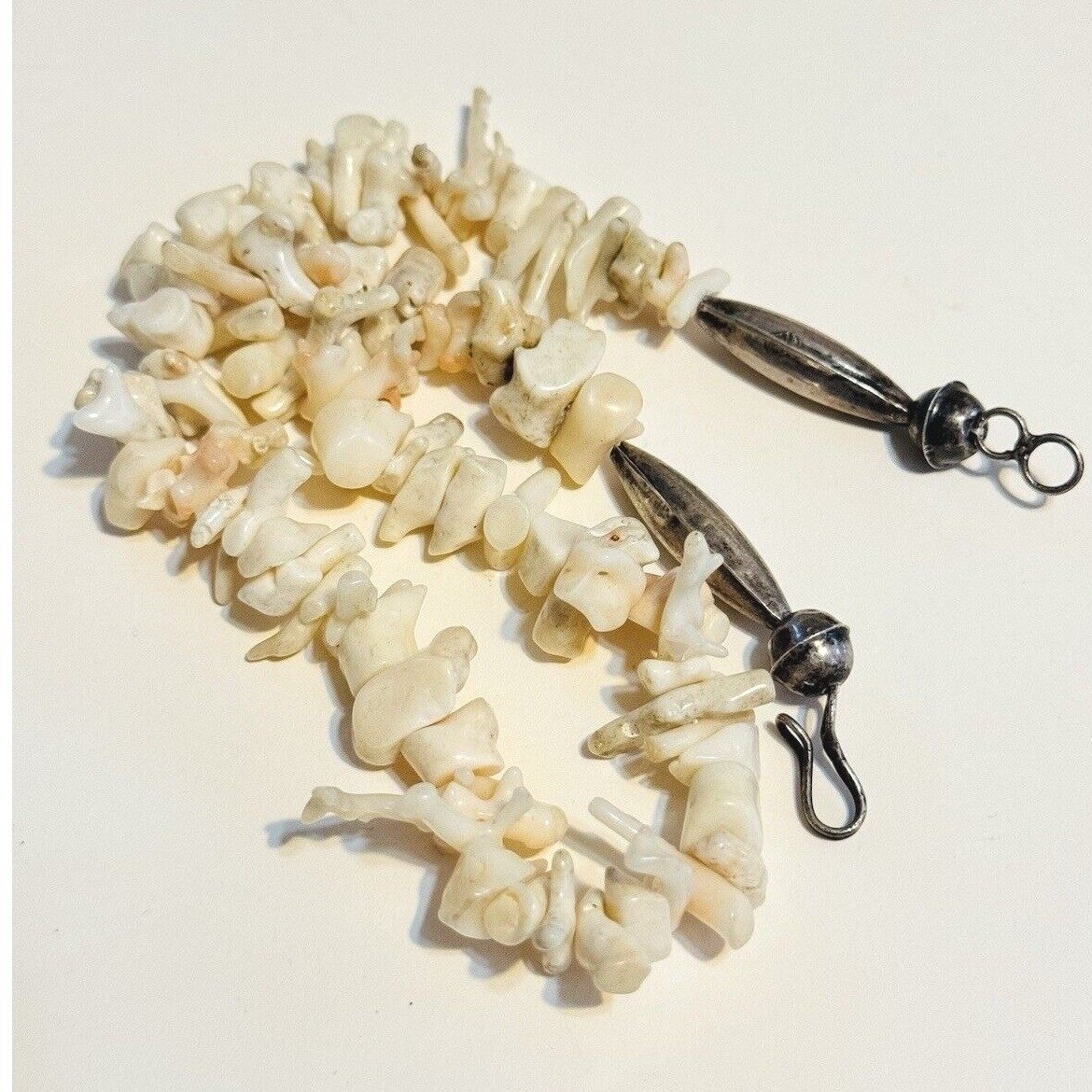 Vtg NAVAJO White Coral Beaded Necklace Choker Native American Sterling Silver