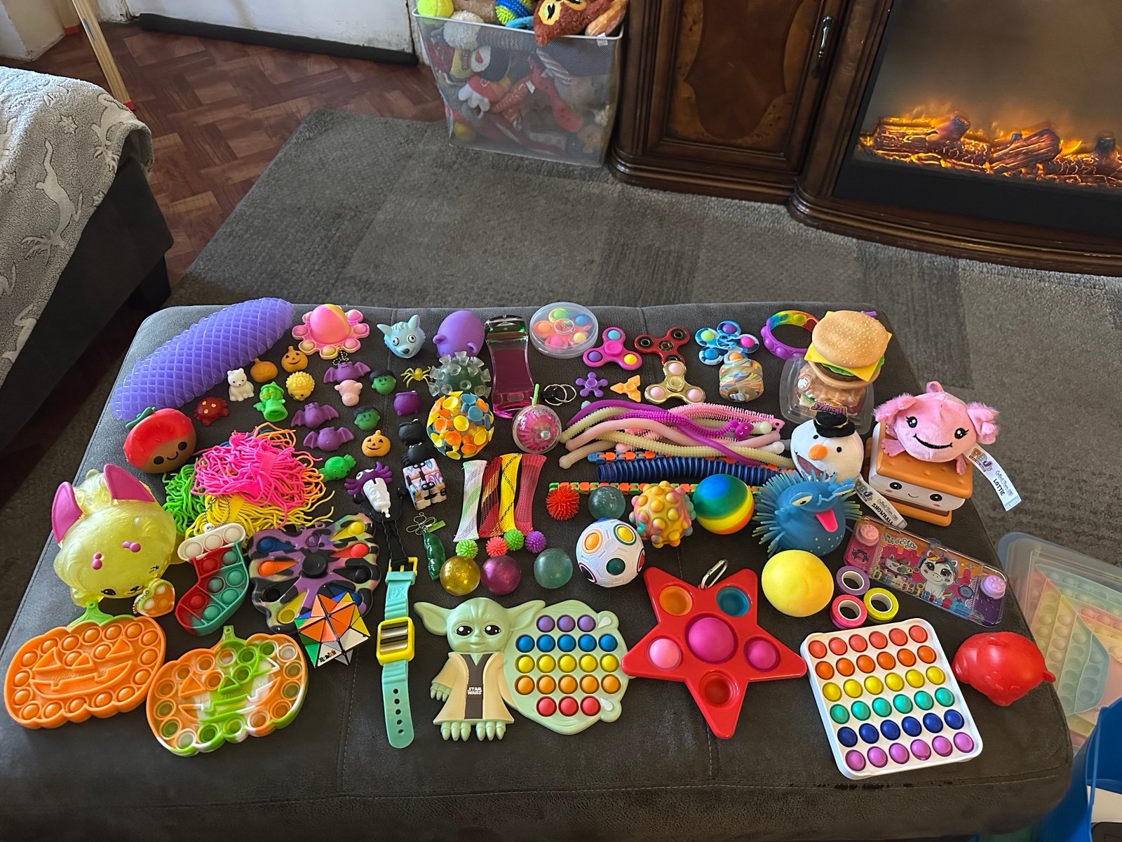 fidget Lot