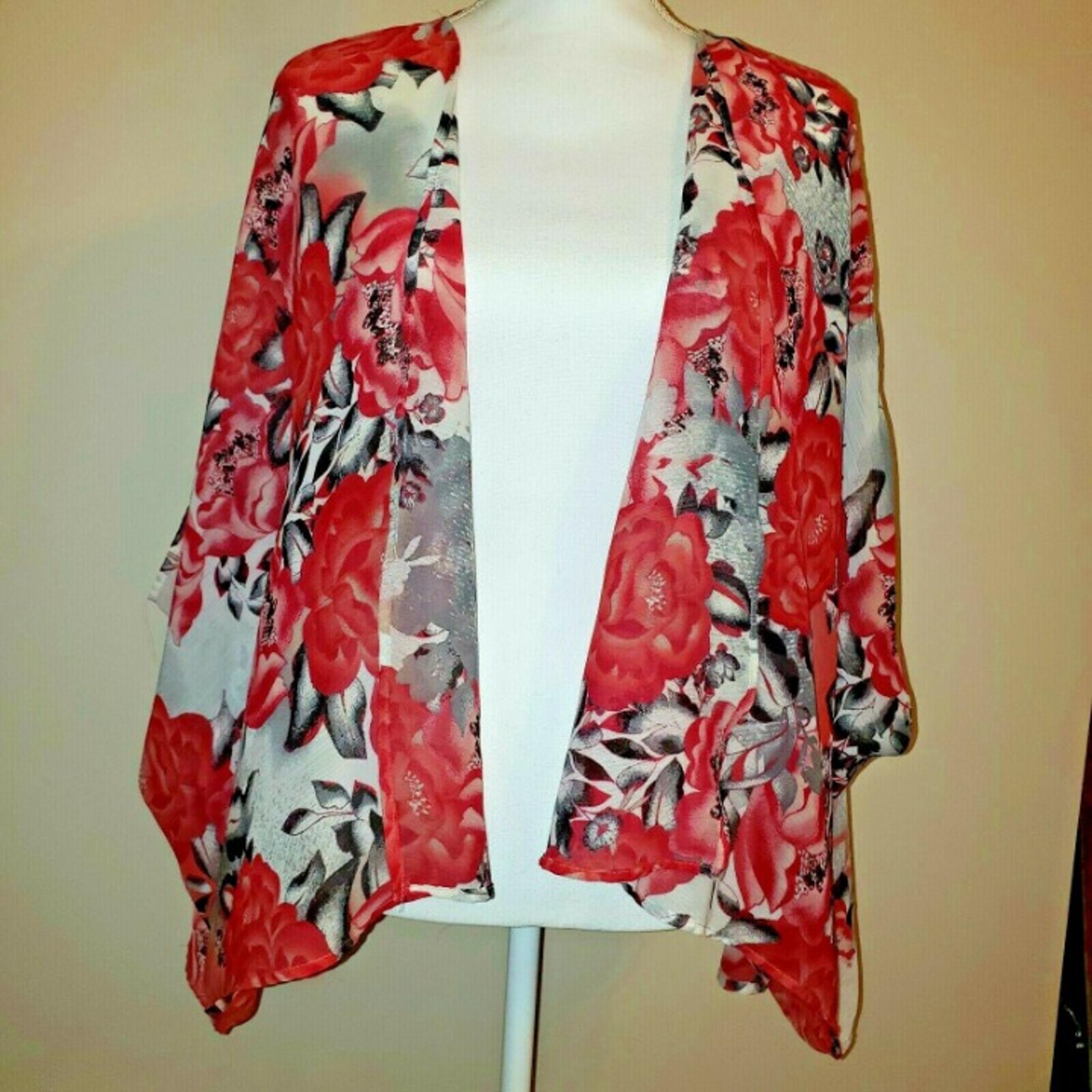 Candies women's top wrap open front flor