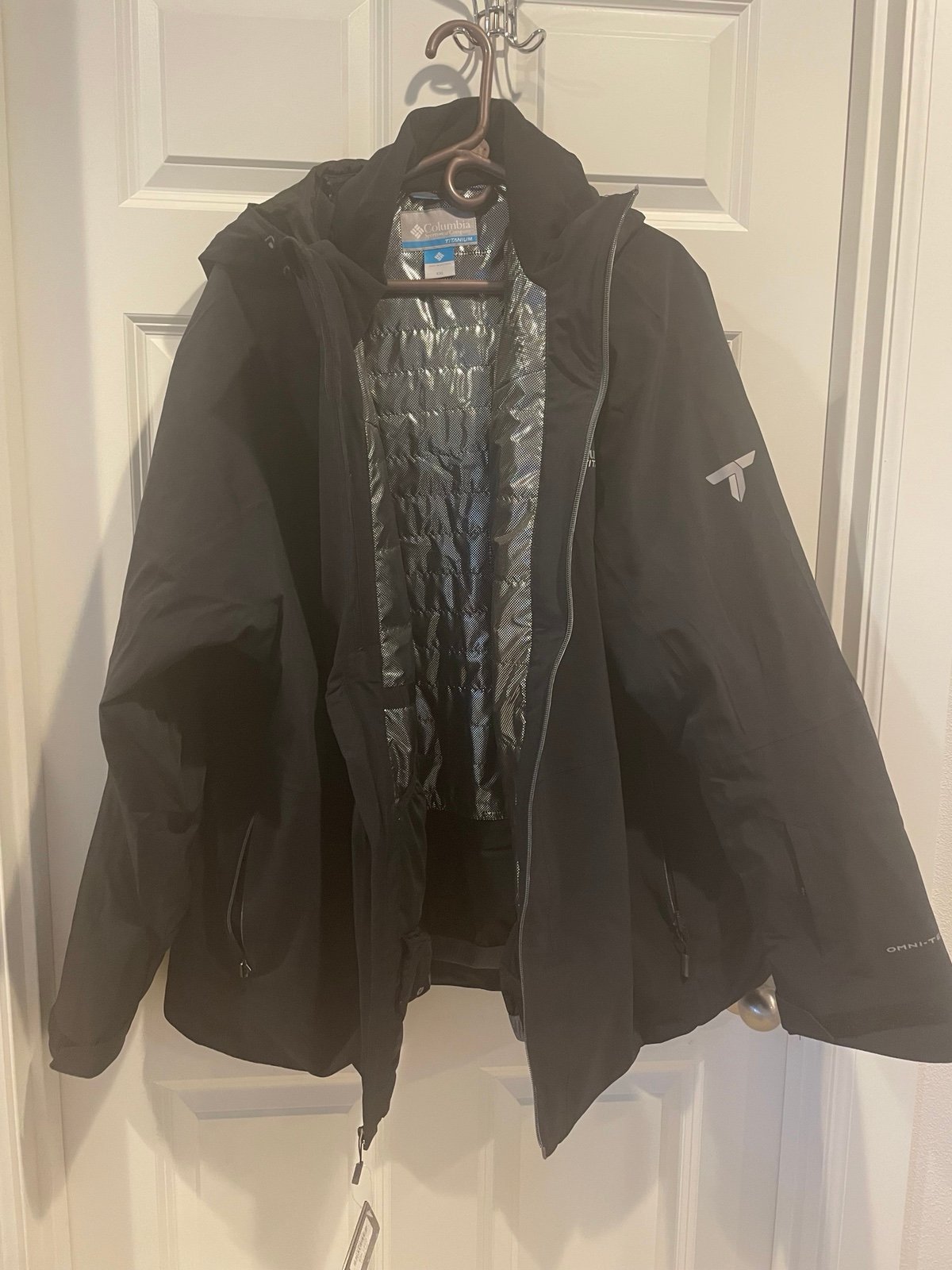 Brand New Men's Columbia Snow Rival Insulated Jacket