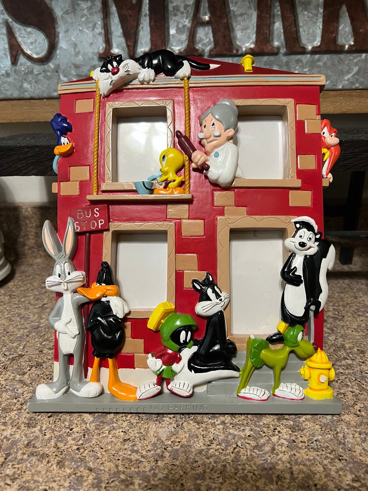 Looney Tunes vintage cartoon picture frame
