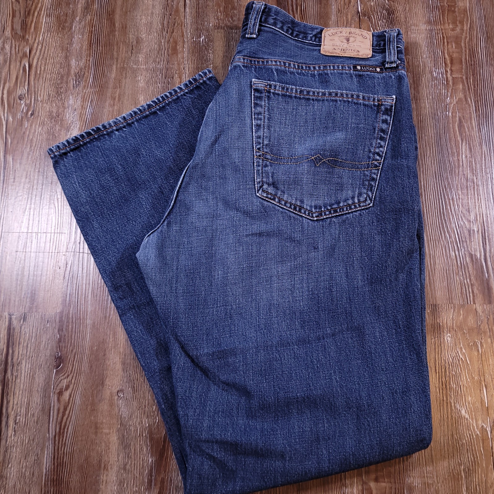 2013 Lucky Brand 181 Relaxed Straight Comfort Preppy Casual Jeans 36x30.5